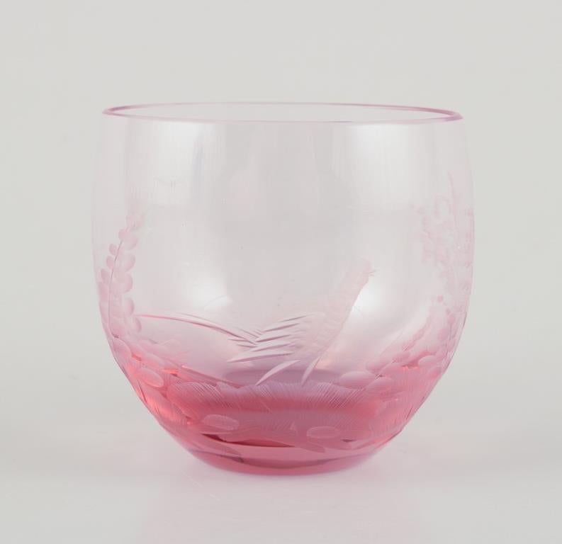 Verre Moser, Karlsbad, République tchèque Ensemble de quatre verres à vodka colorés. en vente