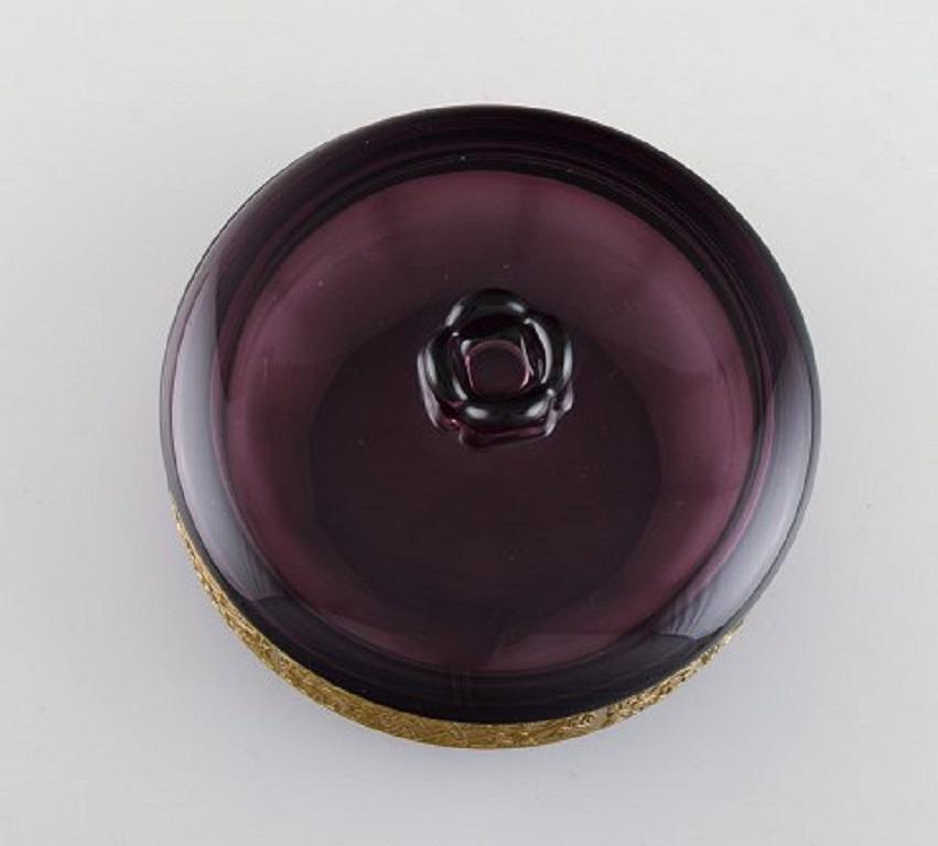 Moser Karlsbad-Keramikgefäß mit Deckel aus lila Kunstglas, 1930er/40er Jahre (Art déco)