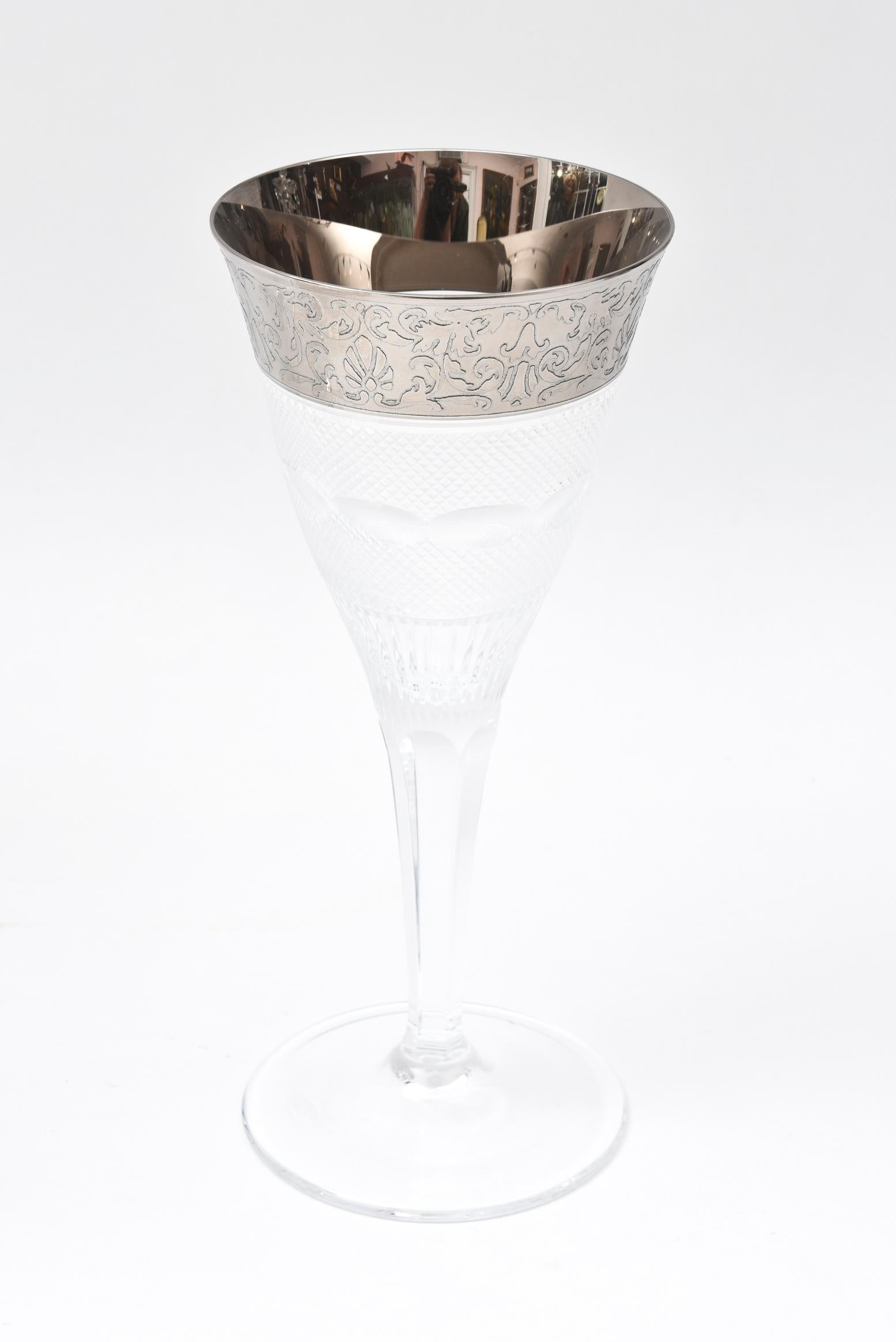 From one of our favorite glassmakers, Moser, we have 6 large goblets featuring a very wide floral engraved rich platinum banding. Nice and fully cut stem and bowl. Hallmarked and in very good vintage condition.