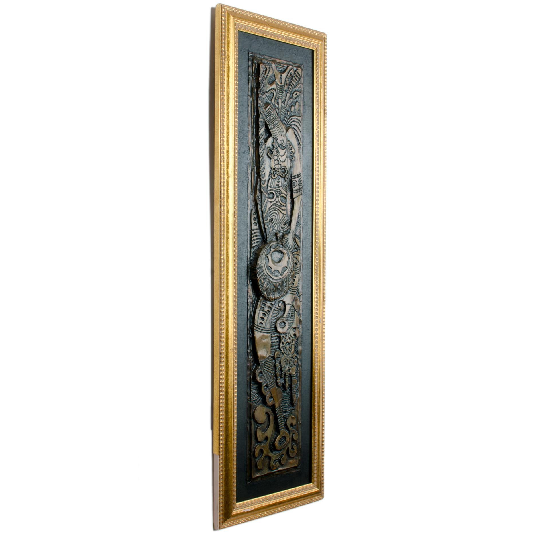 Moses Unokwah
(Nigeria, né en 1964)

Mai Molo, 1993

relief de la feuille

édition 9/45

signé en en bas à droite

vue : 7½ par 31 pouces

cadre : 10½ par 34 pouces

Ce relief sculpté en feuille d'aluminium de l'artiste nigérian Moses Unokwah est un