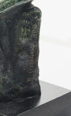 "Pareja de enamorados" Escultura de bronce de 9,25" sobre base de madera de Moshe Sternschuss