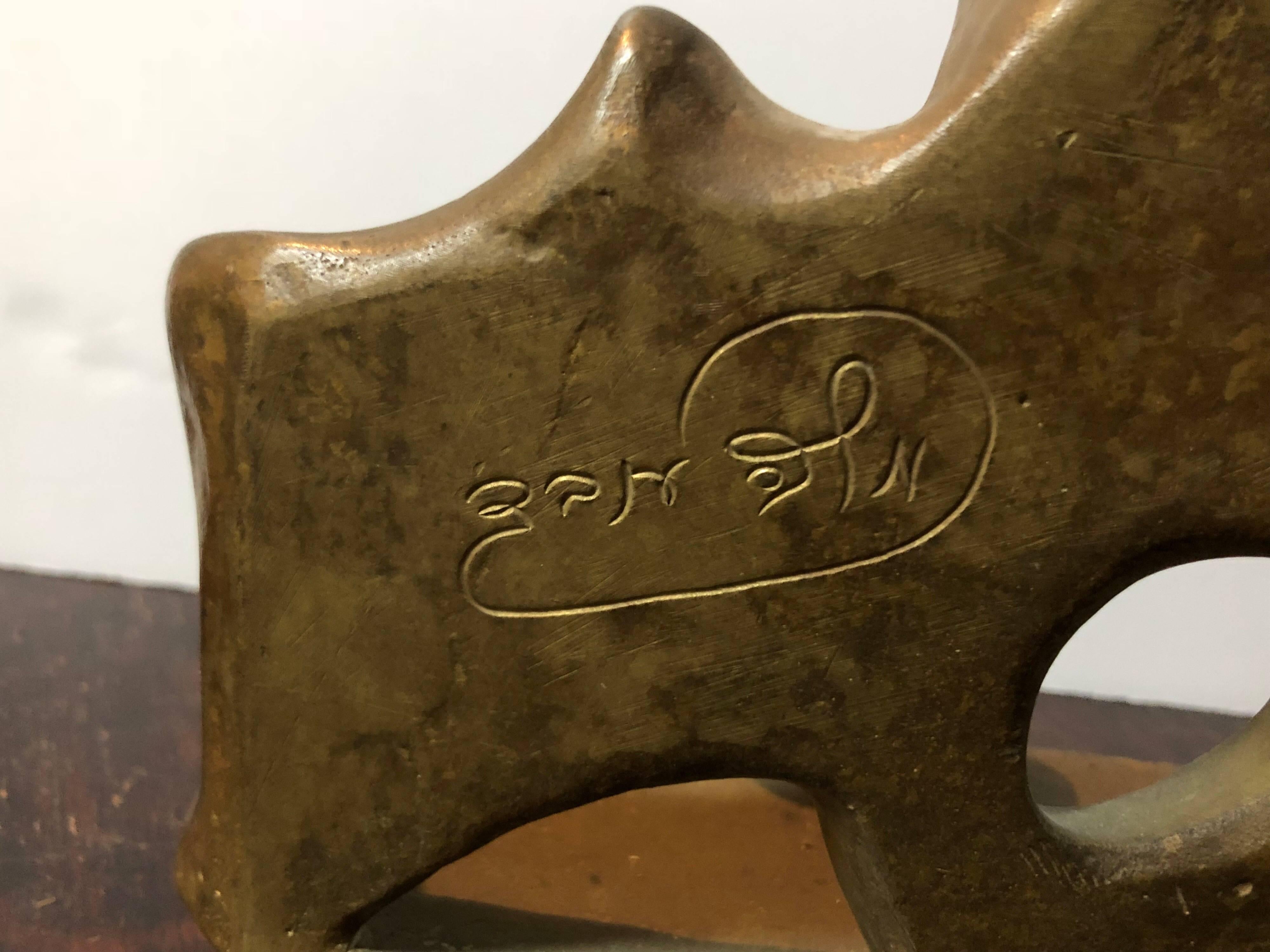 RARE sculpture judaïque commémorative de Menorah en bronze en vente 2