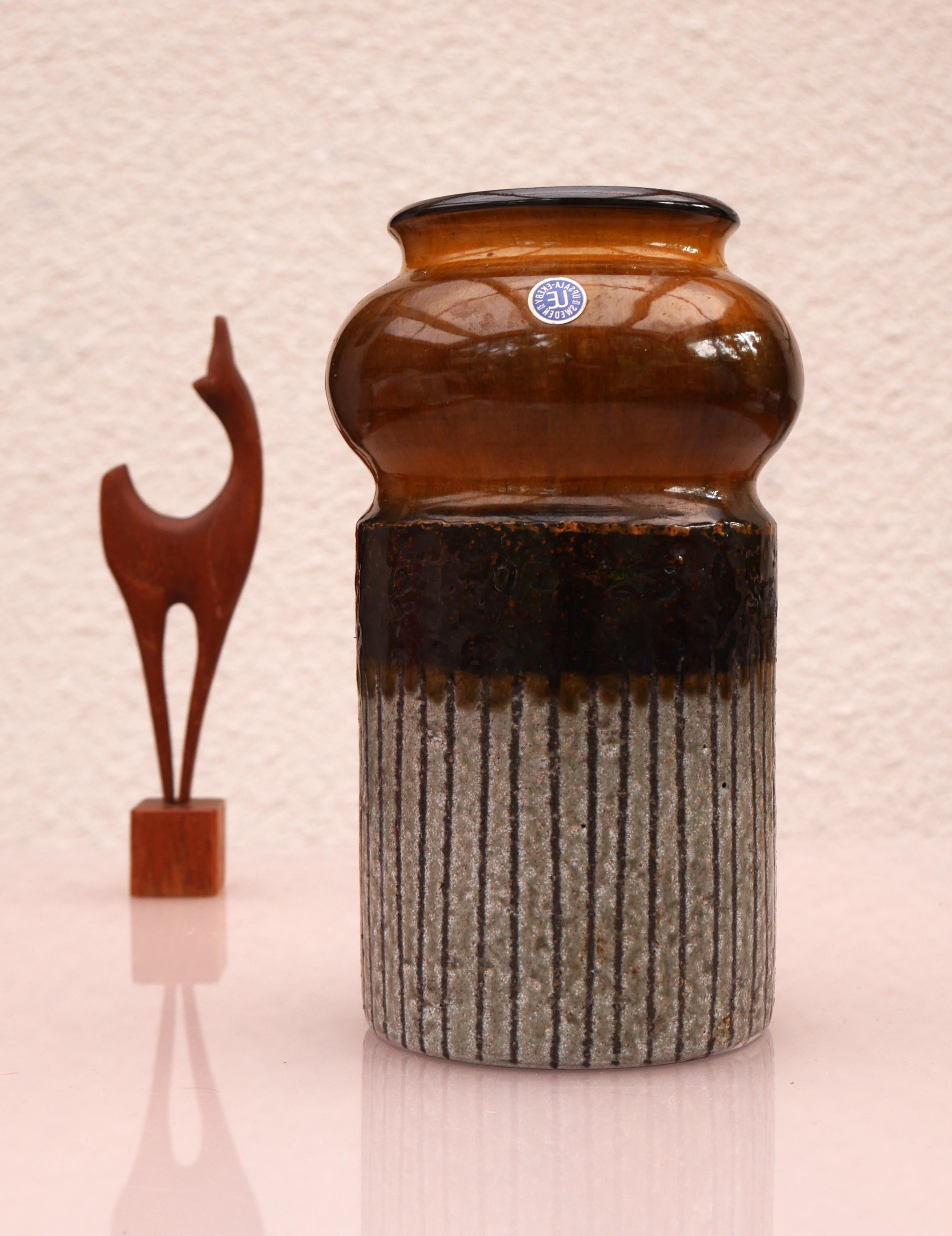 'Moske' vase by Mari Simmulson for Upsala Ekeby, Sweden For Sale 1