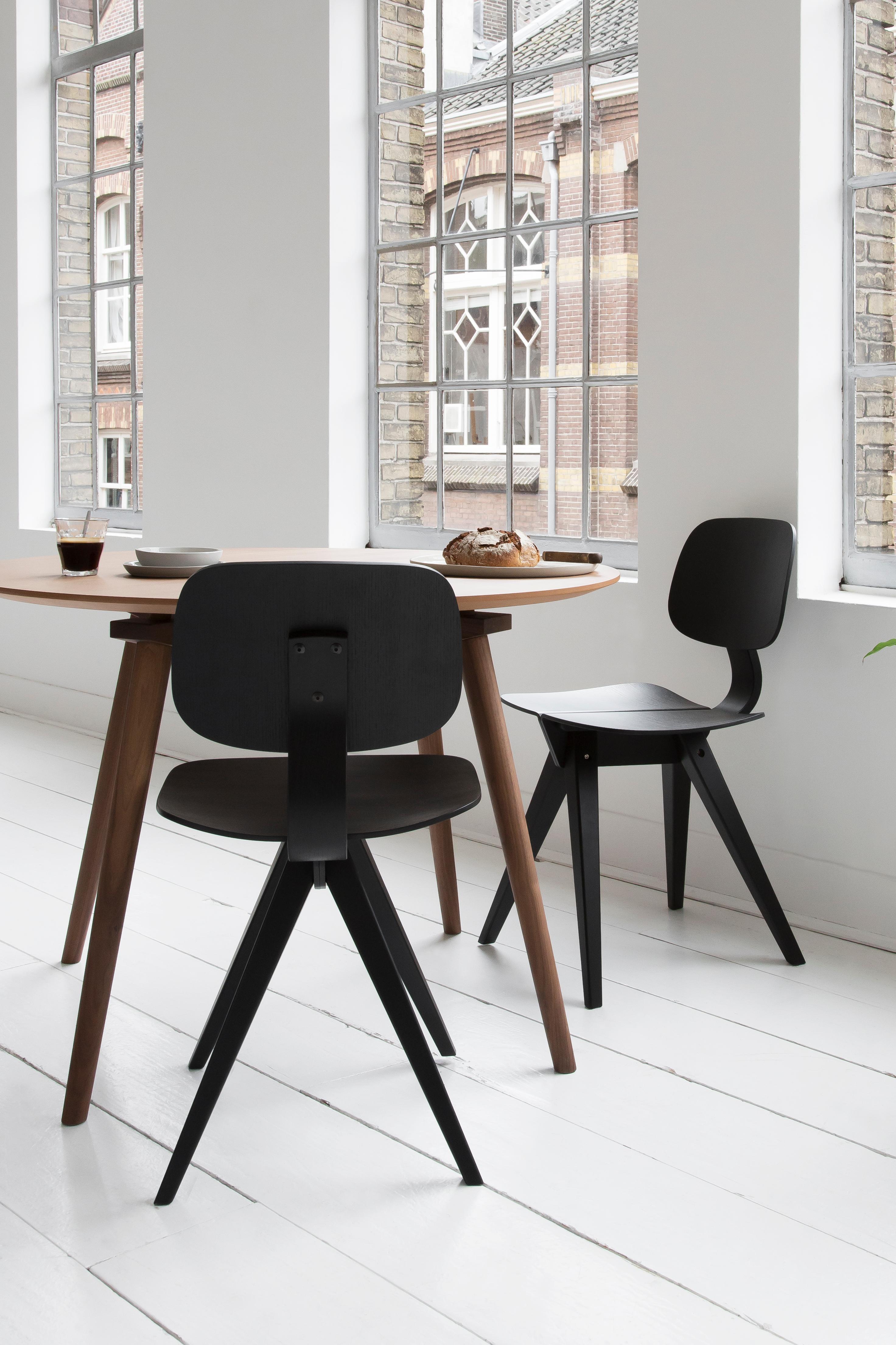 Mosquito Dining Chair in Black Oak, Wooden Frame and Plywood, Mid-Century Modern In New Condition For Sale In Ljubljana, SI
