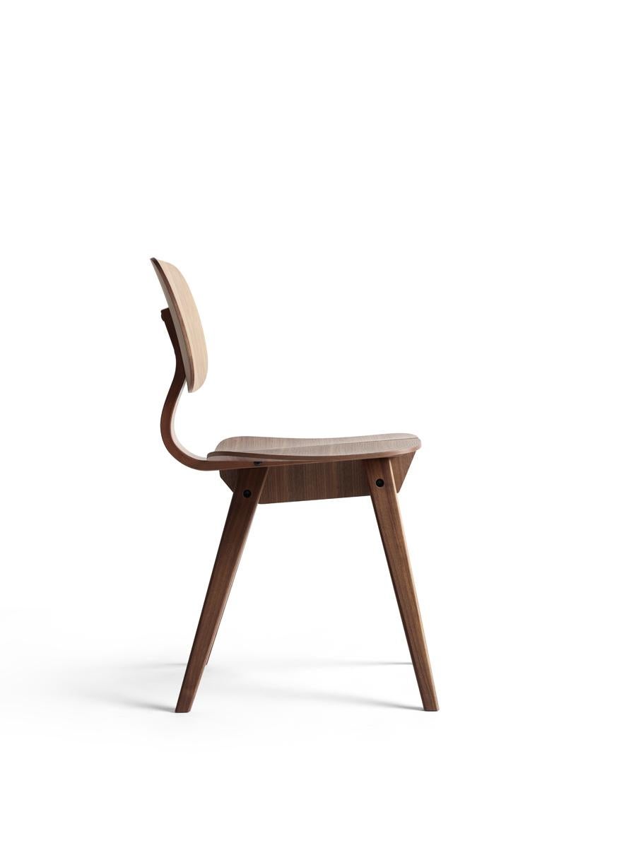 Slovenian Mosquito Dining Chair in Walnut, Wooden Frame and Plywood, Mid-Century Modern  For Sale
