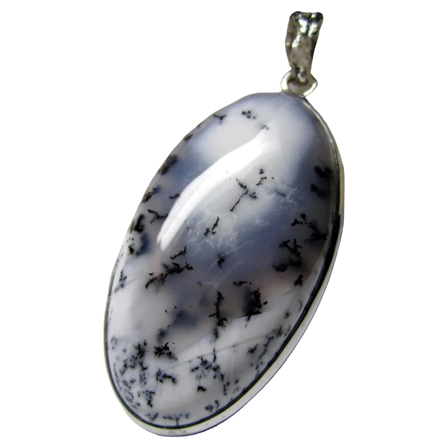 Moss Agate Silver Pendant Natural Chalcedony Gemstone Minimalistic Style For Sale