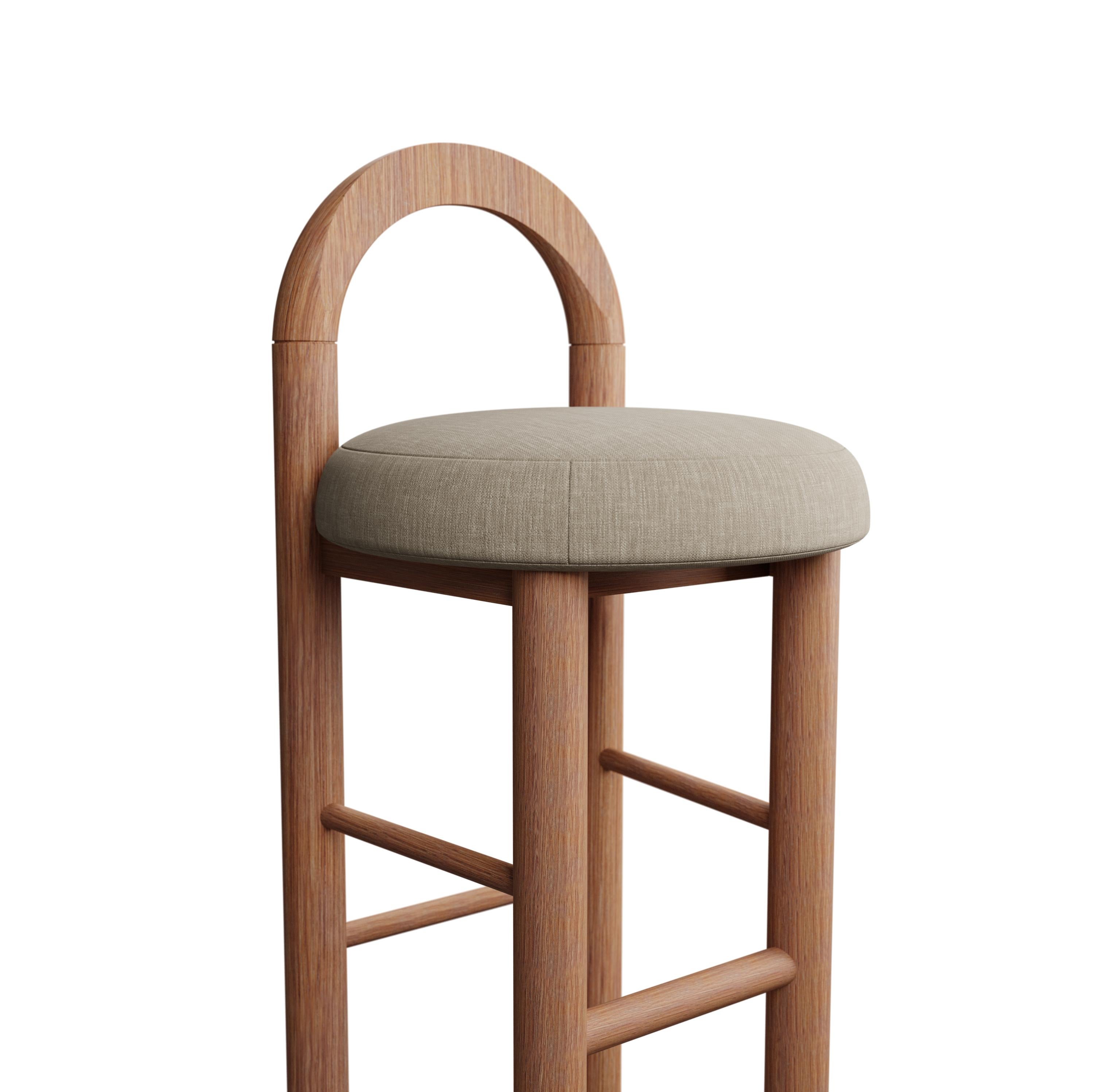 Portuguese Moss Bar Stool U in Beige plain weave fabric handcrafted by Murmurio For Sale