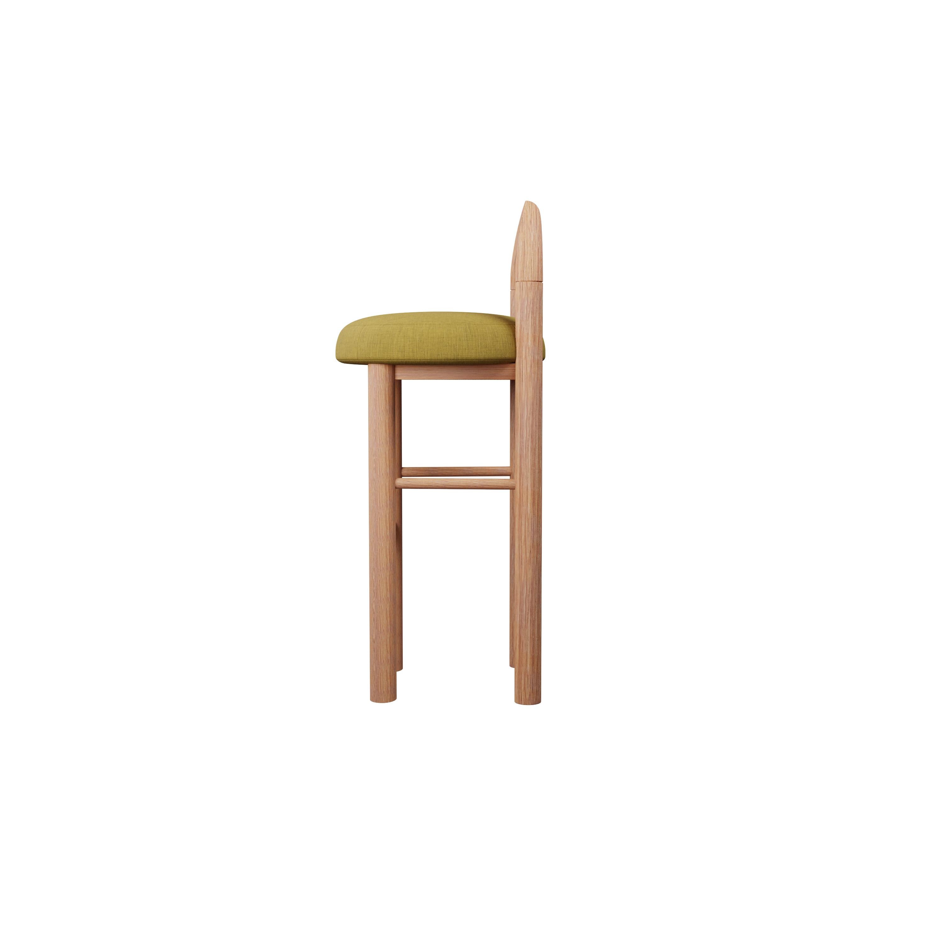 XXIe siècle et contemporain Tabouret de bar Moss en tissu tissé jaune uni fabriqué à la main par Murmurio en vente