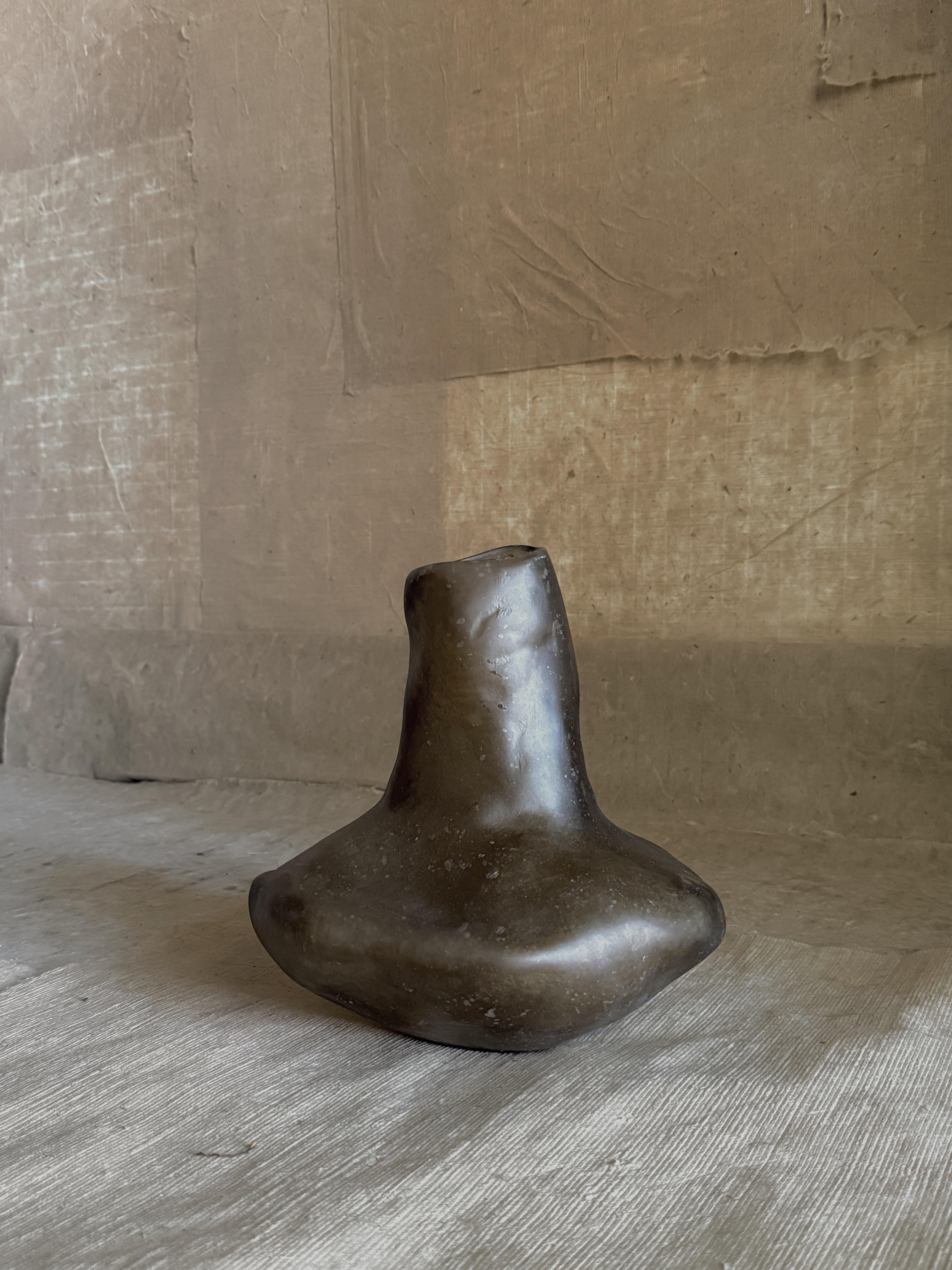 Cinese Vaso in fibra di vetro Moss Brown Formless di kar in vendita