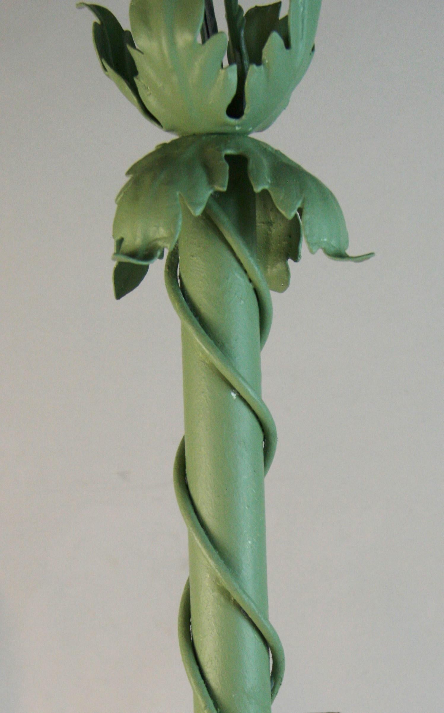 Lustre français à 5 feuillages et vignes vert mousse en vente 8