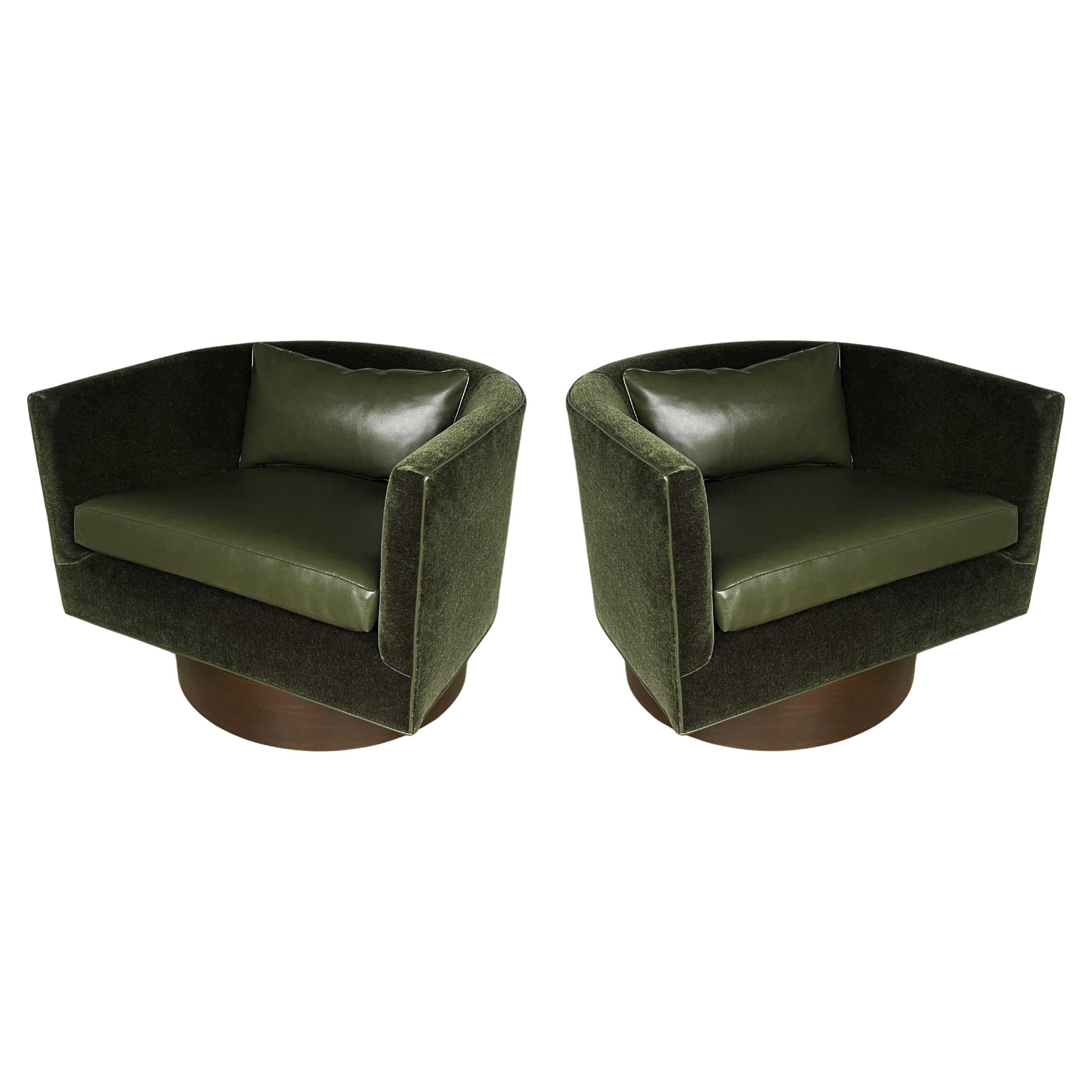 Moss Green Mohair Swivel Chairs by Milo Baughman, Pair