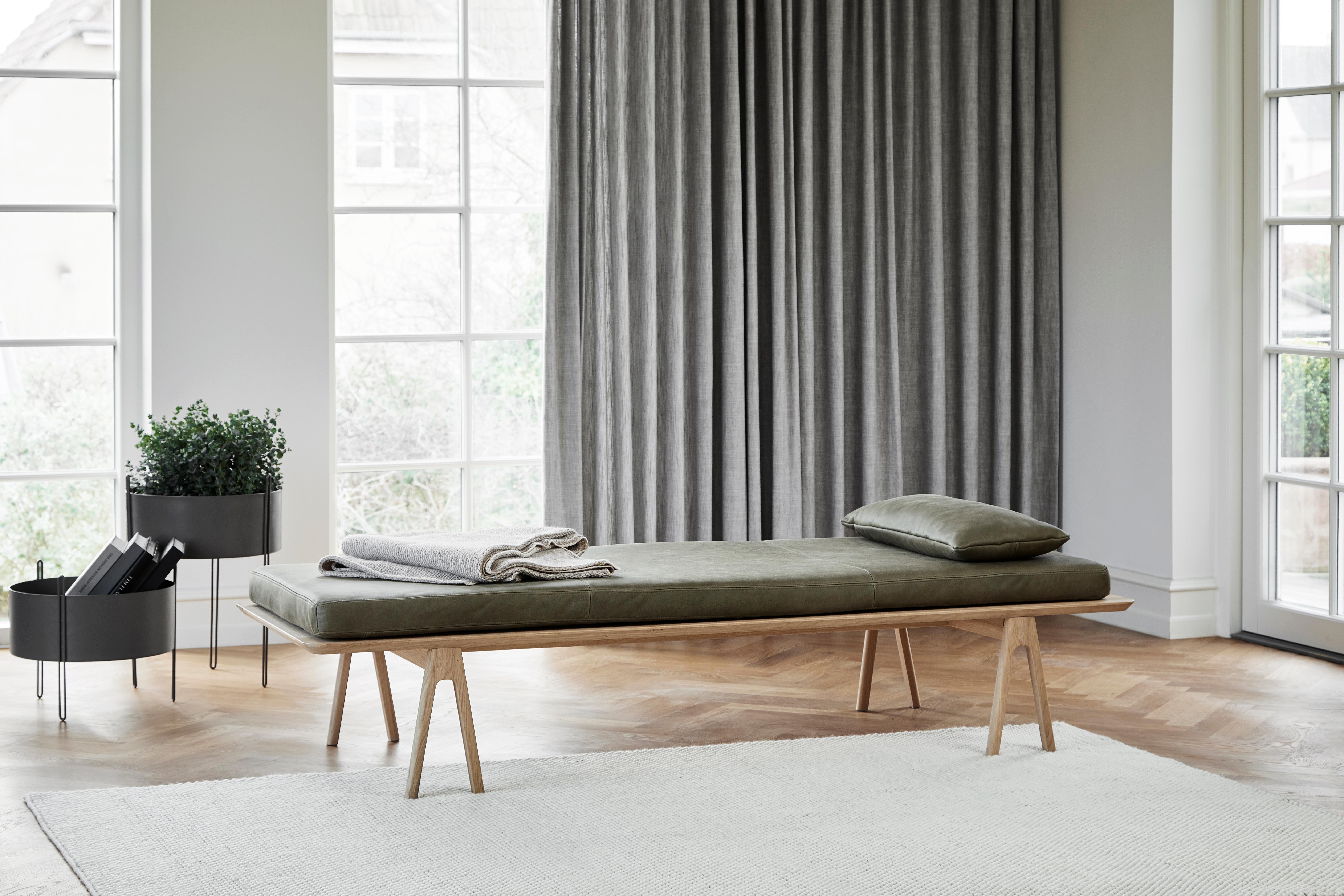 Moss Green Oak Level Daybed with Pillow by Msds Studio In New Condition In Geneve, CH