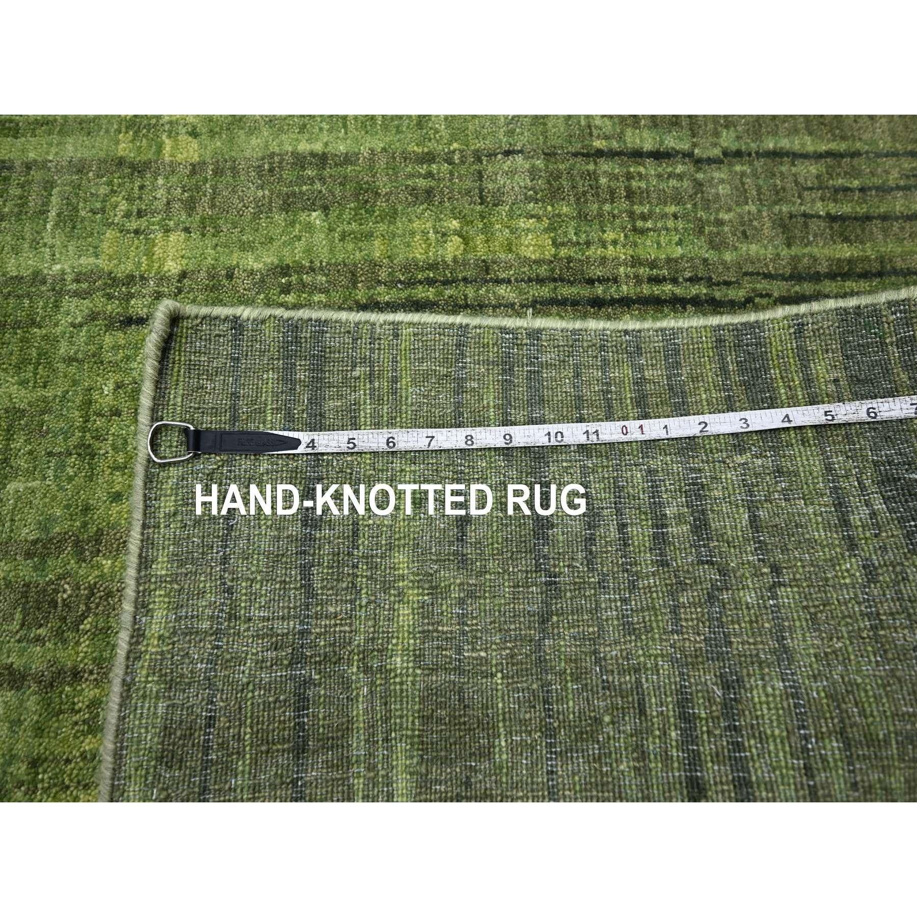Tapis oriental vert mousse à motif d'ombre verticale noué à la main 9' x 12'3