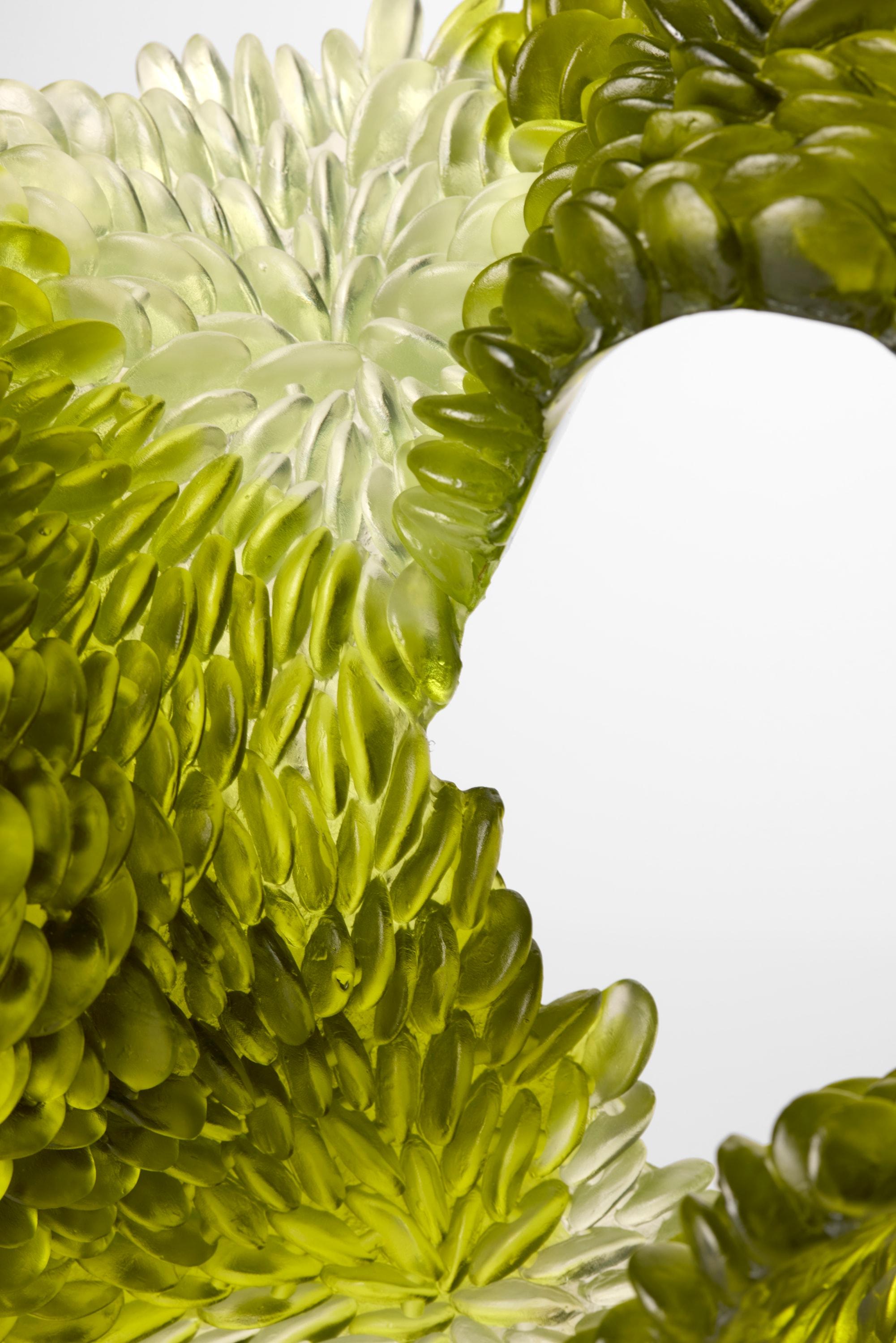 XXI secolo e contemporaneo Moss Greens III, scultura in vetro verde e trasparente di Nina Casson McGarva in vendita