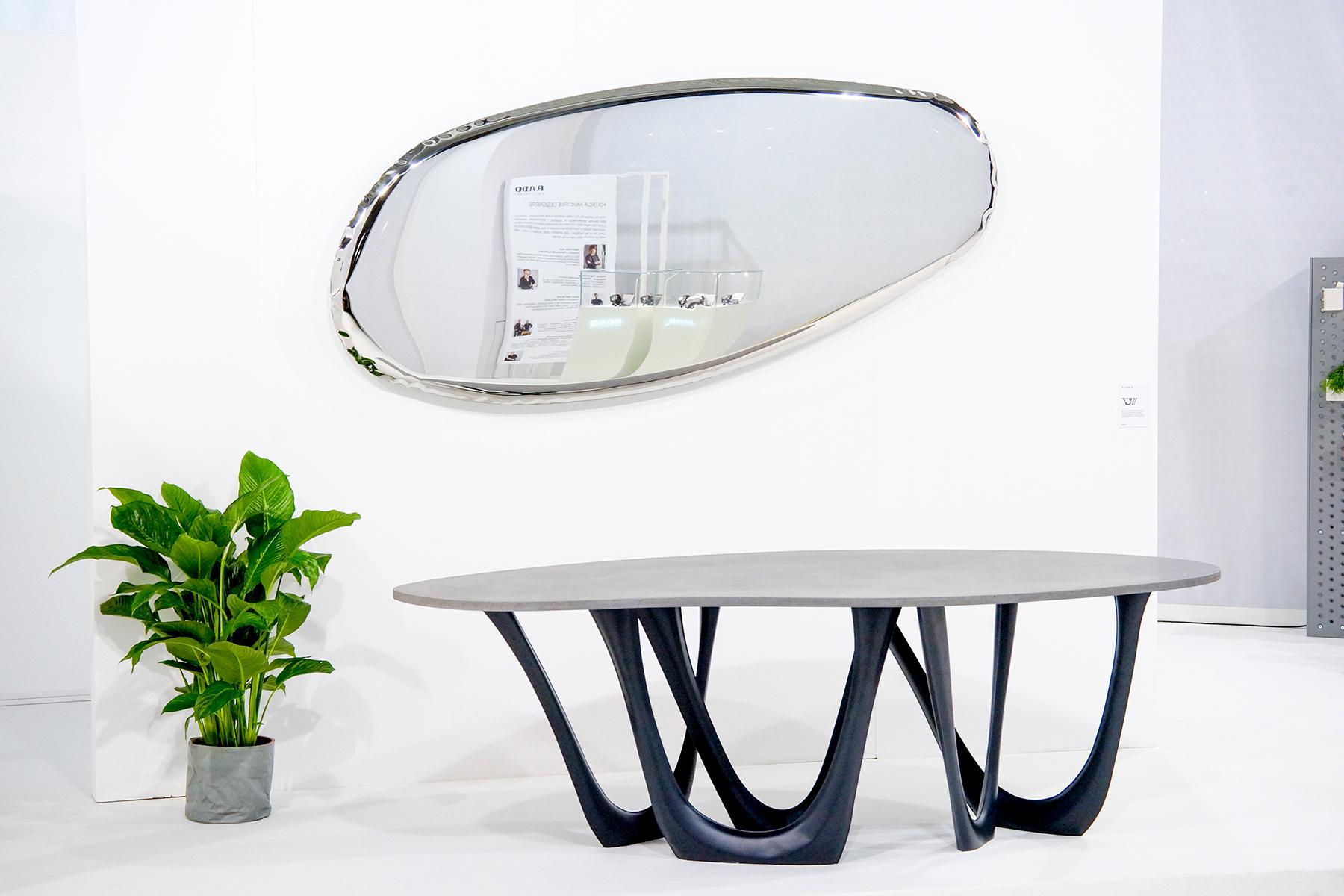 Moss Grey Concrete Steel Sculptural G-Table by Zieta For Sale 4