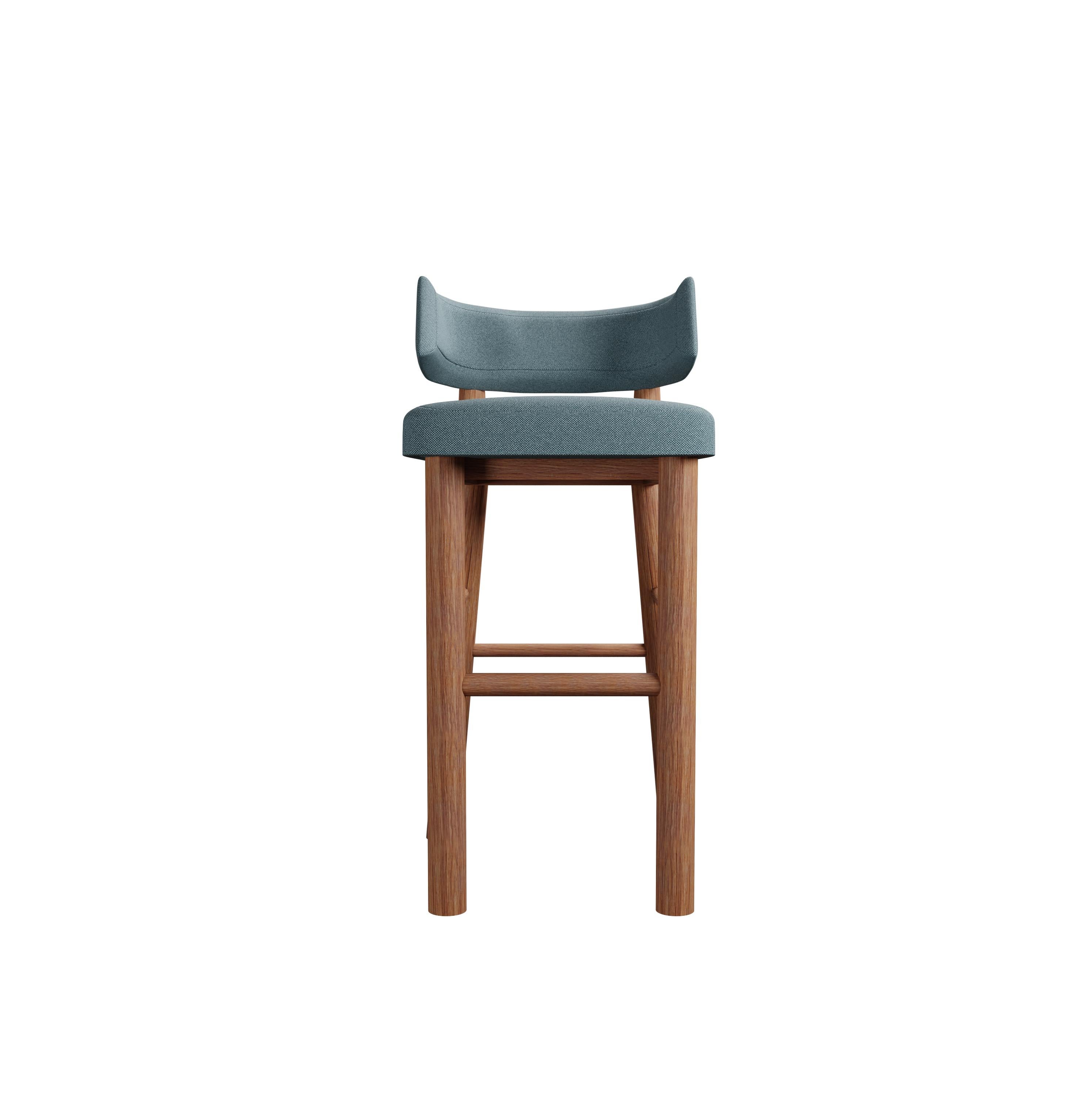 Moderne Tabouret de cuisine Moss en tissu bleu à tissage uni fabriqué à la main par Murmurio en vente