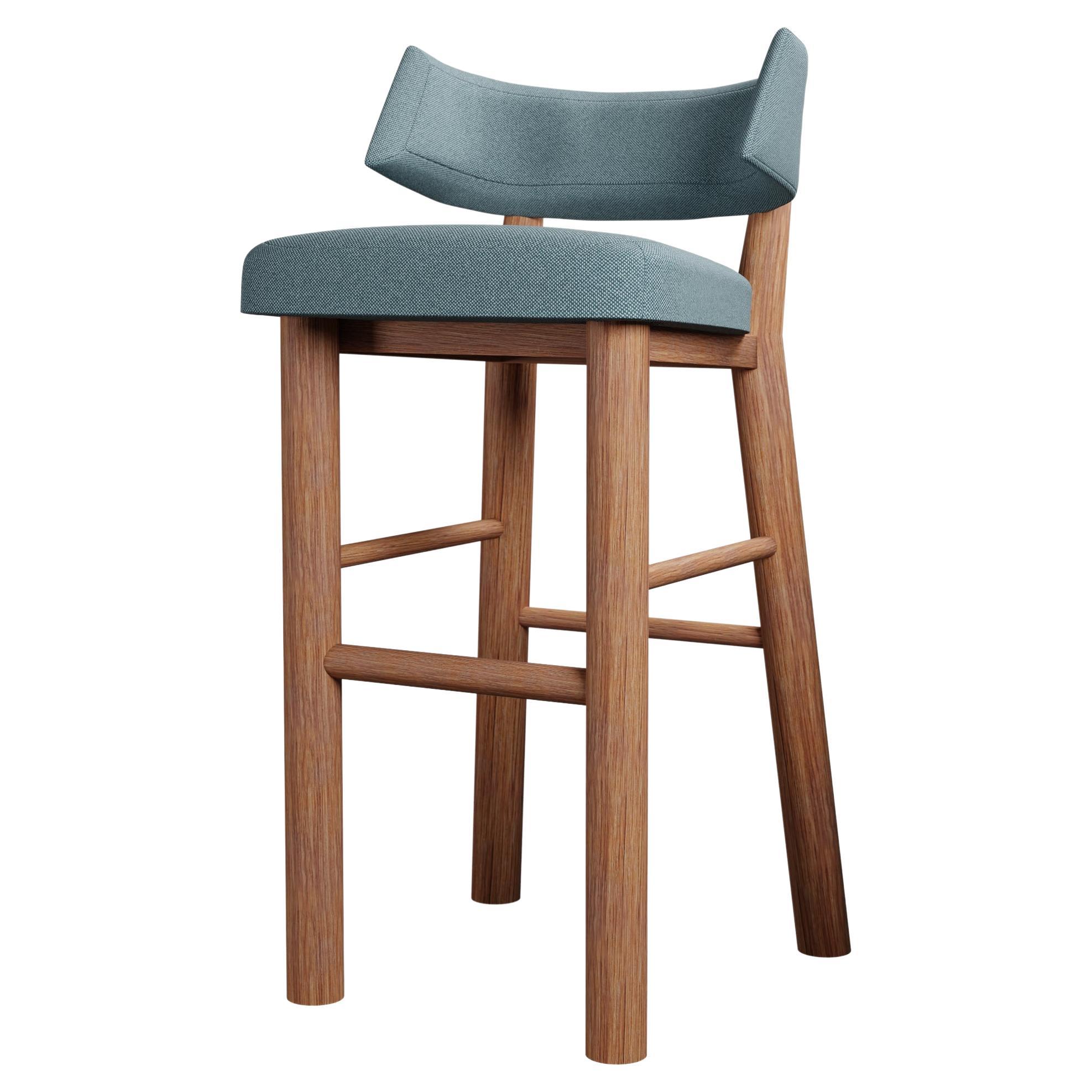 Tabouret de cuisine Moss en tissu bleu à tissage uni fabriqué à la main par Murmurio