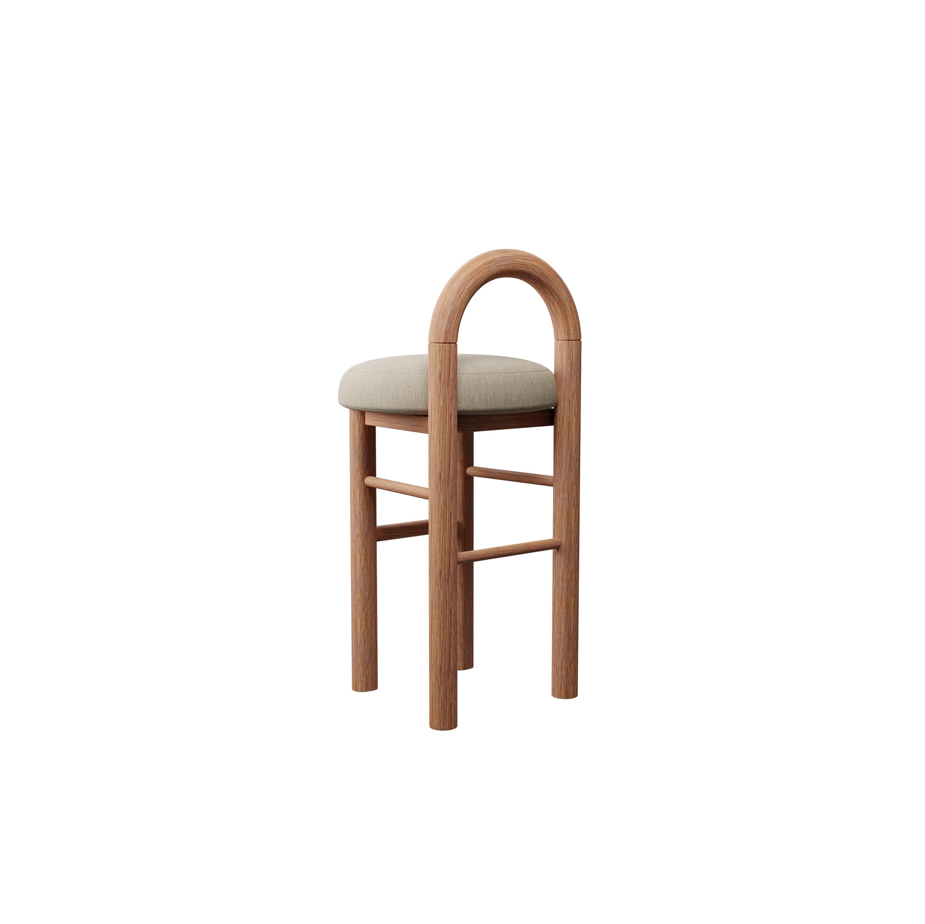 Moss-Keramikhocker U in Beige mit einfachem Webstoff, handgefertigt von Murmurio (Moderne) im Angebot