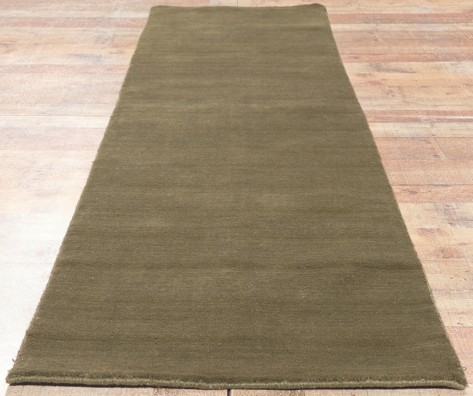 Moss-Olive Green Modern Rug, Biophilic Design Style Meets Earth-Tone Elegance In New Condition For Sale In Dallas, TX