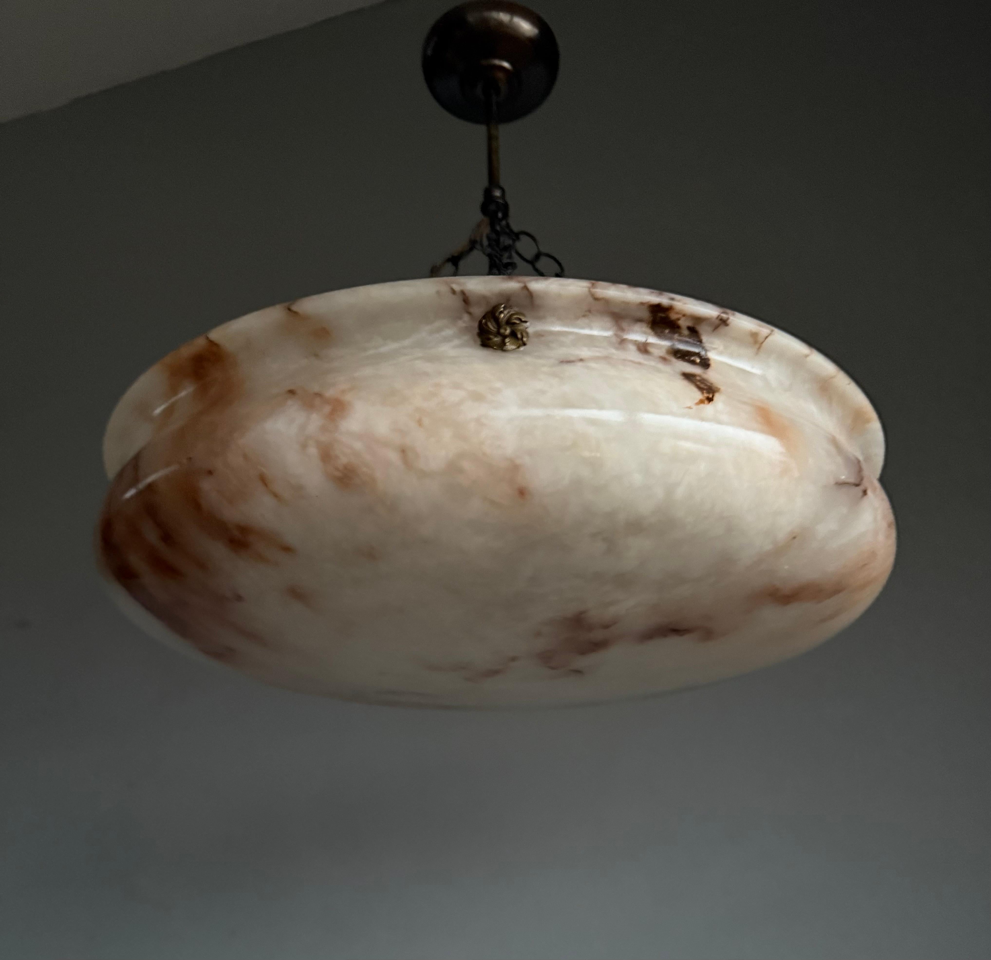 Metal Most Beautiful in Shape and Color Timeless Alabaster Shade Chandelier Dia 22.5Ø
