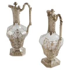 Paire d'aiguières délicates en cristal de forme carrée rare montées sur Boivin C.1900