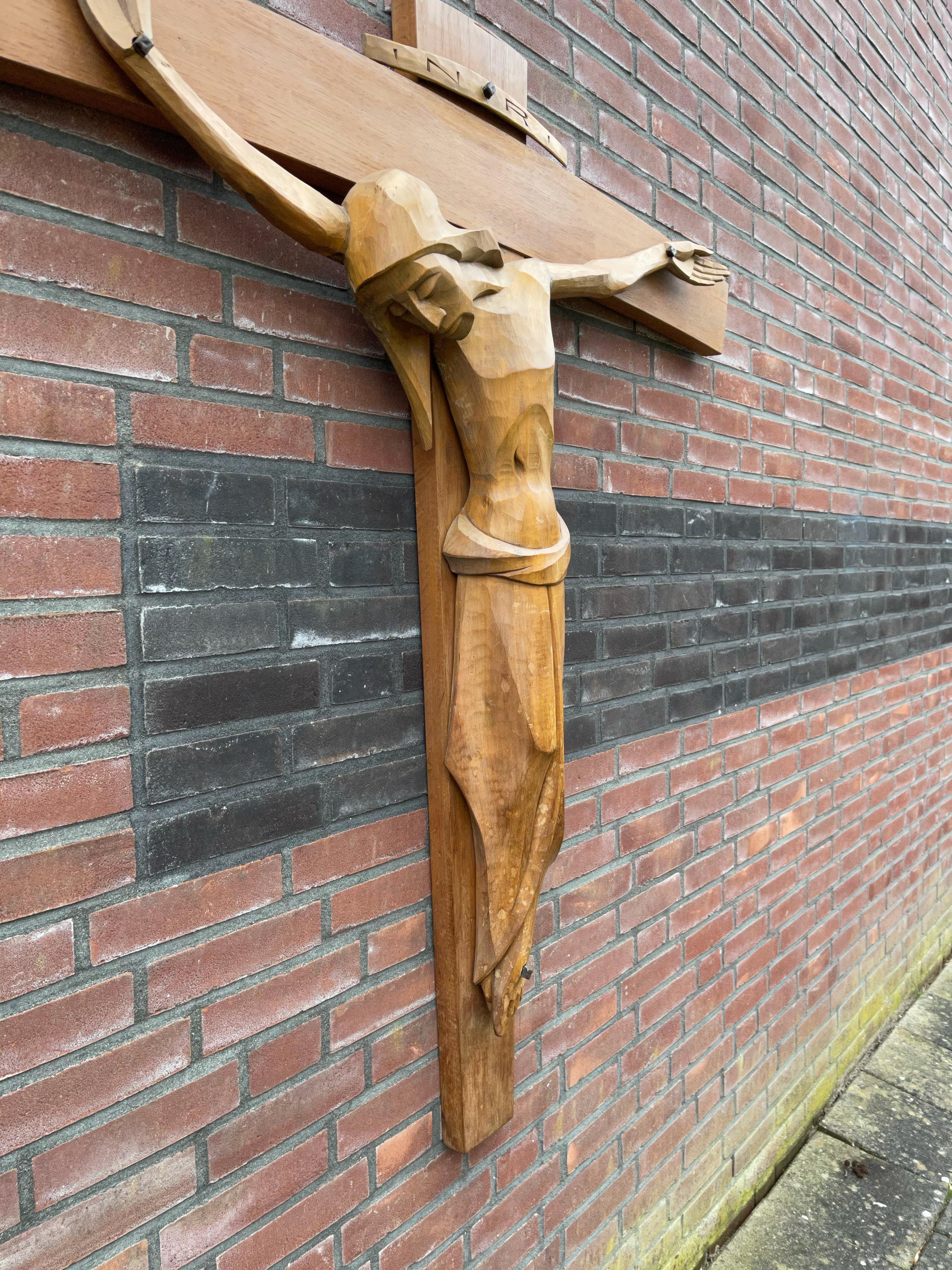 Most Stylish Large & Quality Carved Wooden Art Deco Corpus of Christ on Crucifix In Good Condition For Sale In Lisse, NL