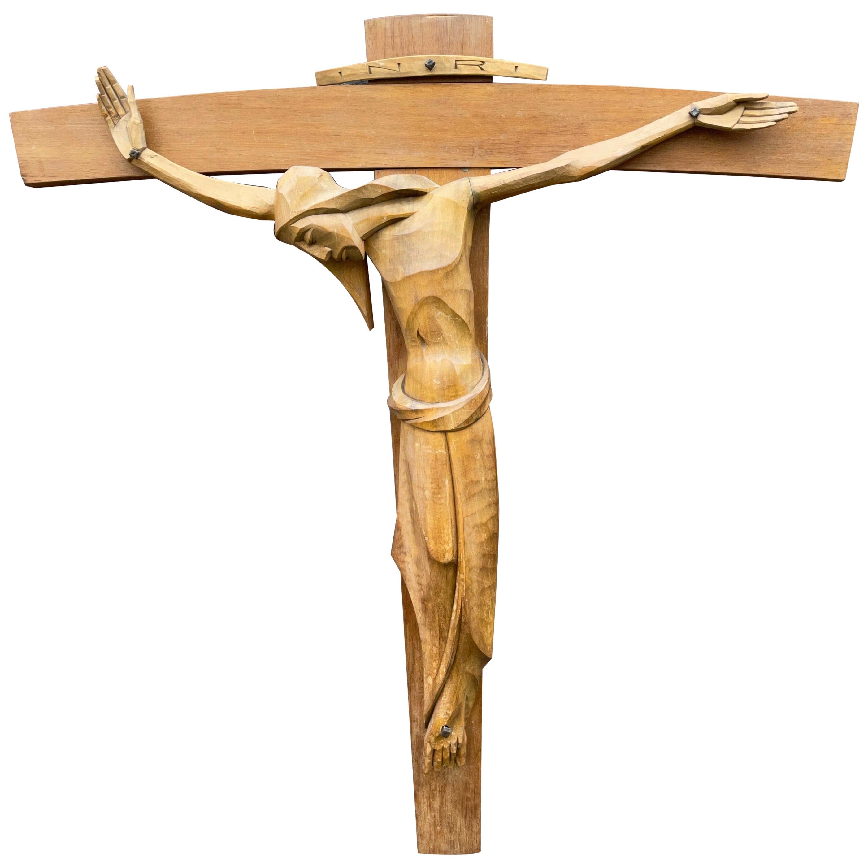 Most Stylish Large & Quality Carved Wooden Art Deco Corpus of Christ on Crucifix