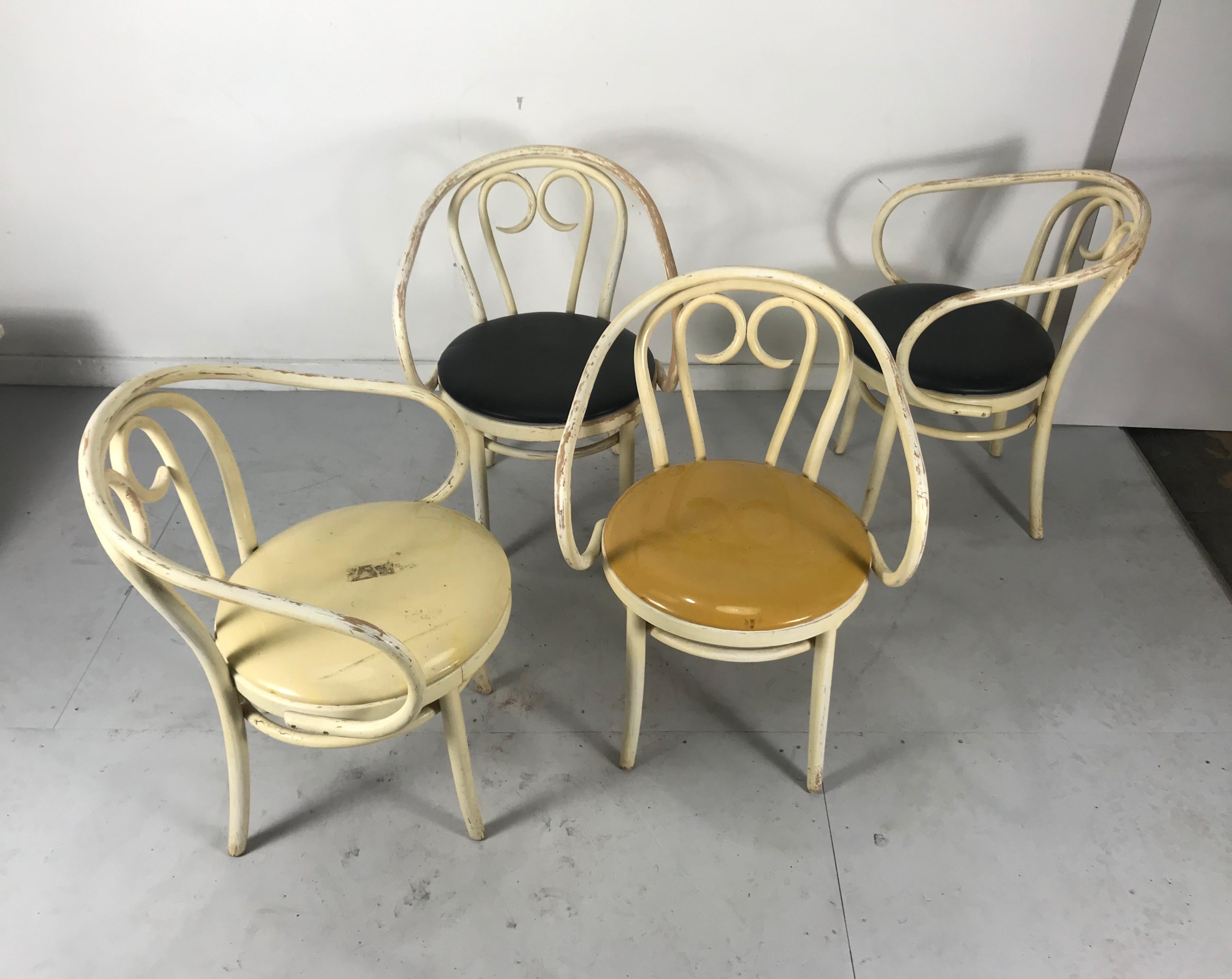 Most Unusual Set 4 of Modernist Bentwood Armchairs by Thonet For Sale 4