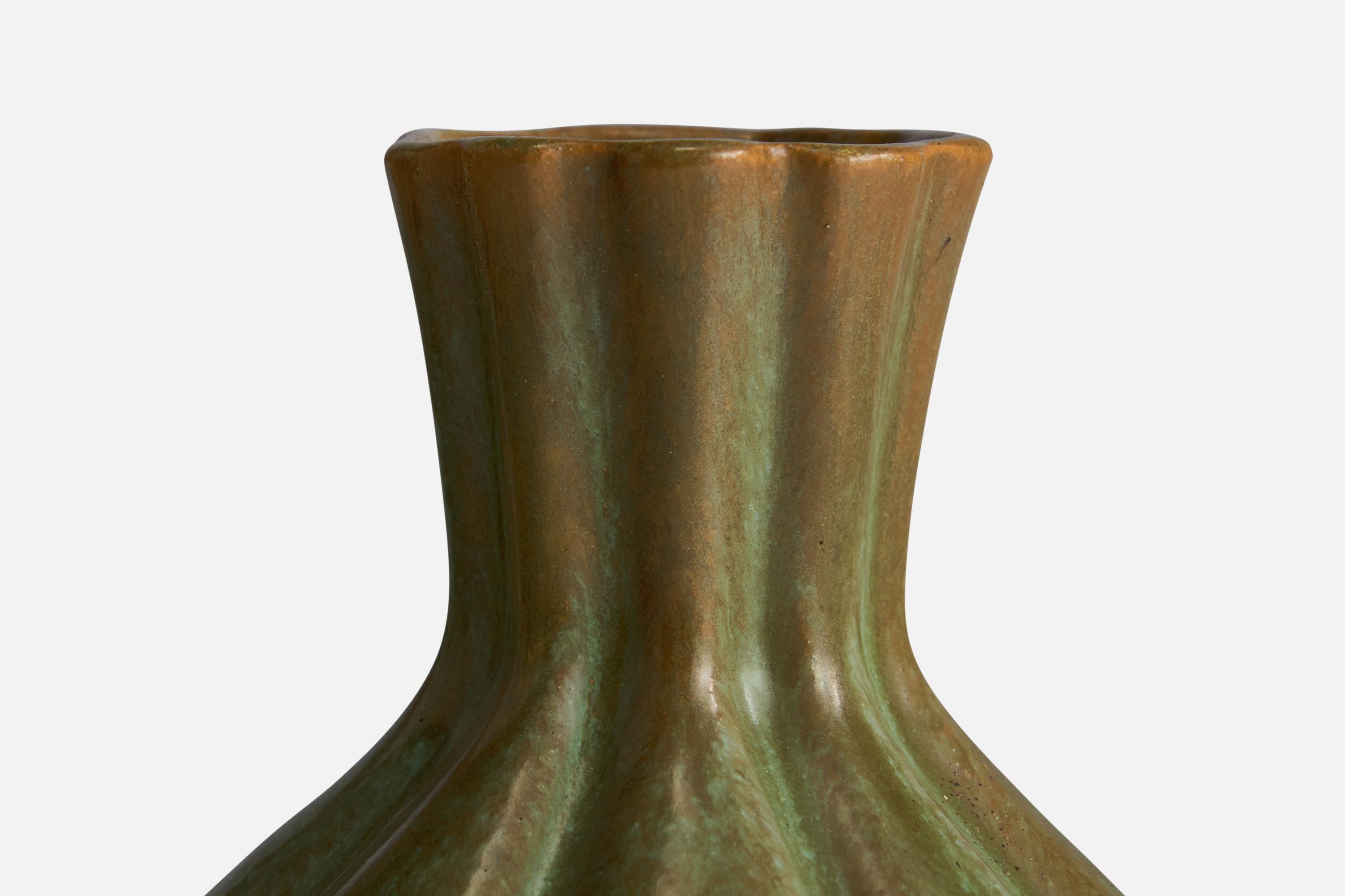 Motala Lervarufabrik, Vase, Ceramic, Sweden, 1930s In Good Condition For Sale In High Point, NC