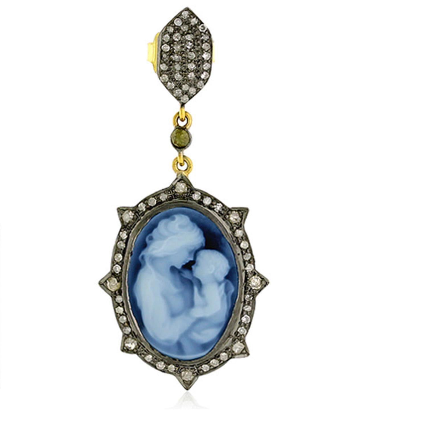 Round Cut Mother and Child Agate Cameo Dangle Earrings With Diamonds 23.69 Carats For Sale