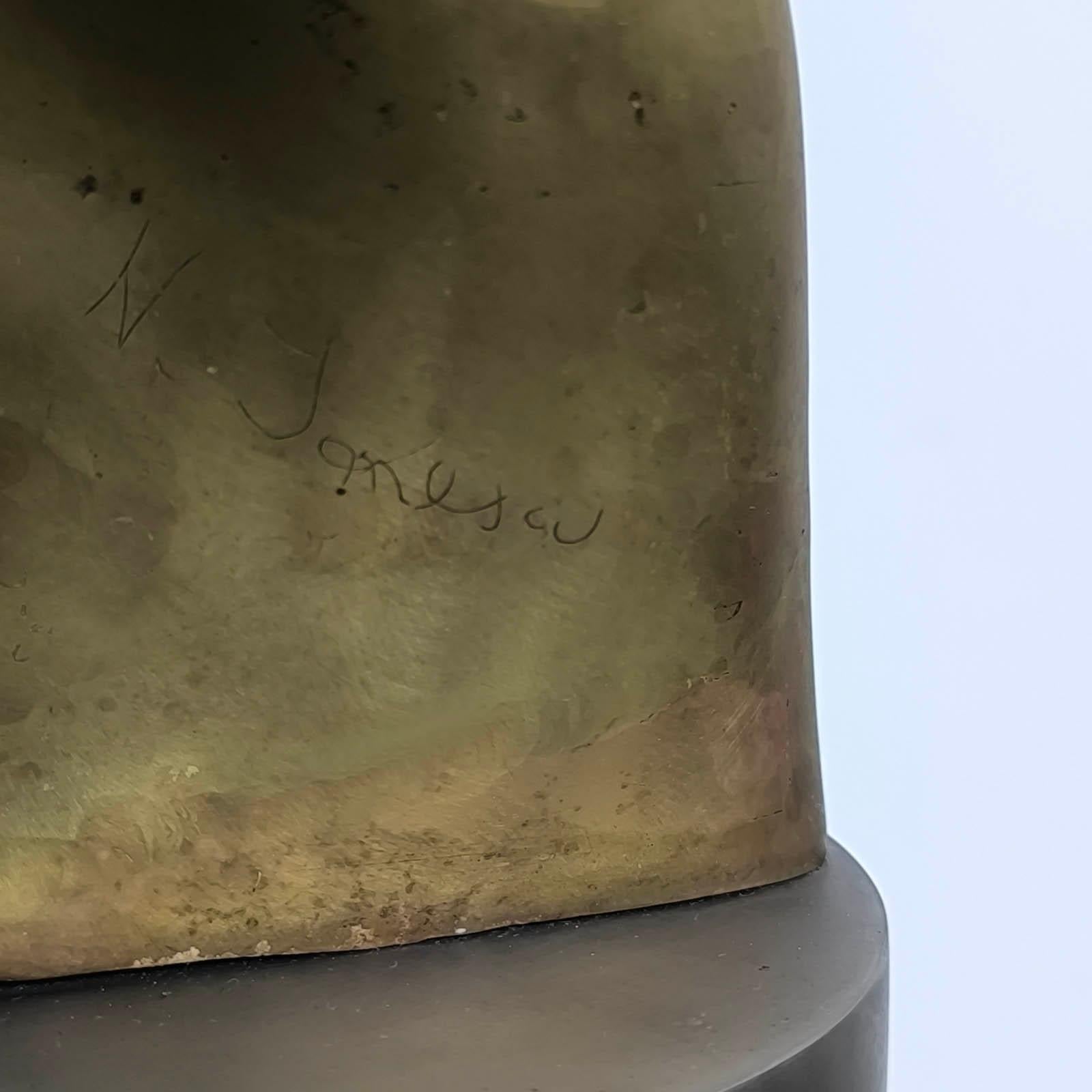 Scultura in bronzo di Madre e Bambino - Pezzo unico in vendita 1
