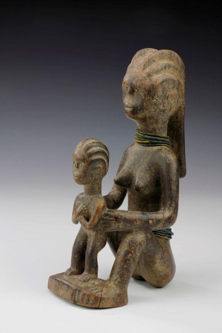 Tanzanian Mother and Child Figure. Kwere, Tanzania For Sale