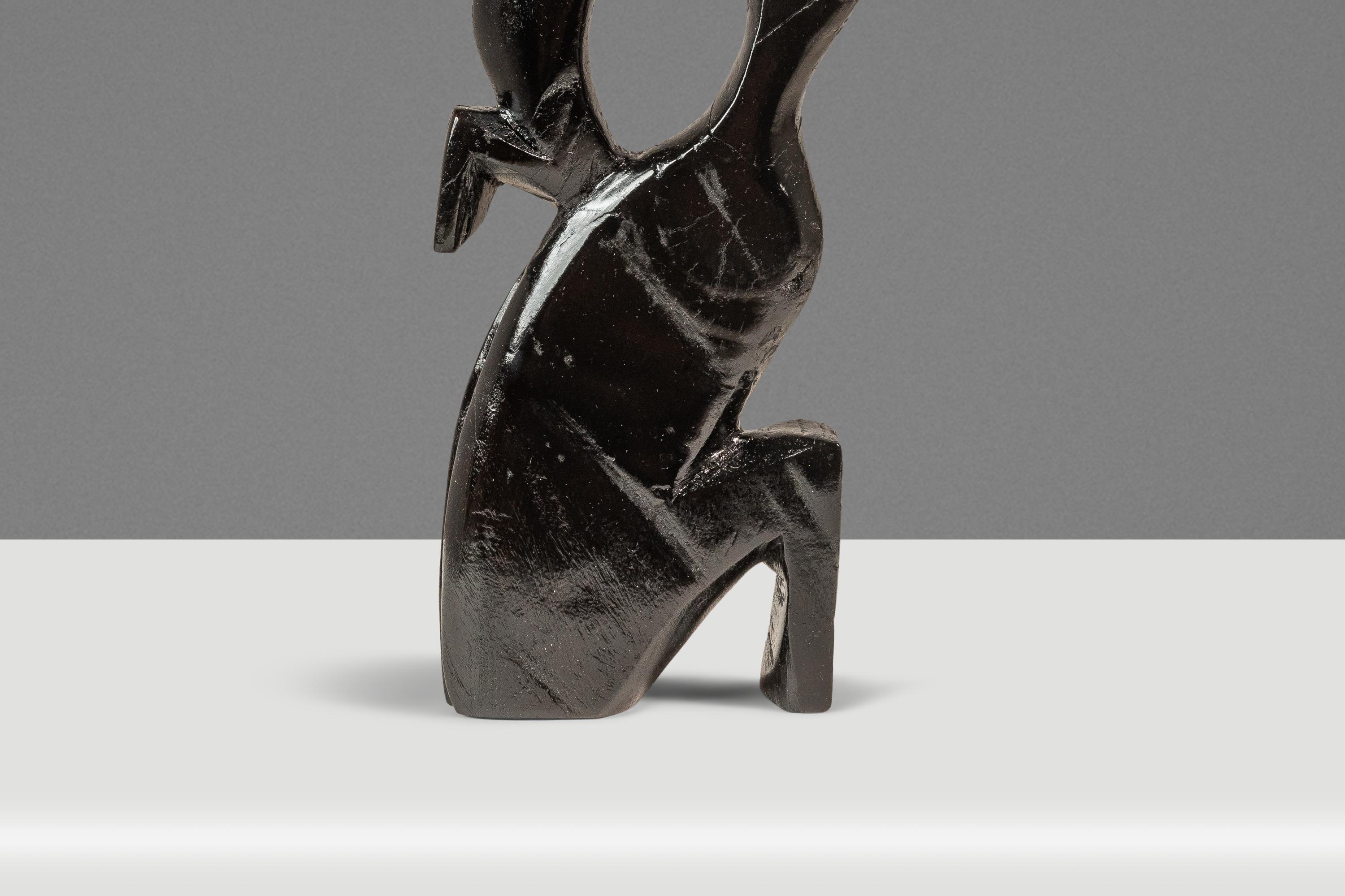 Sculpture humano�ïde mère & Child sculptée dans de l'acajou, Afrique de l'Ouest, c.C. 1970 en vente 7