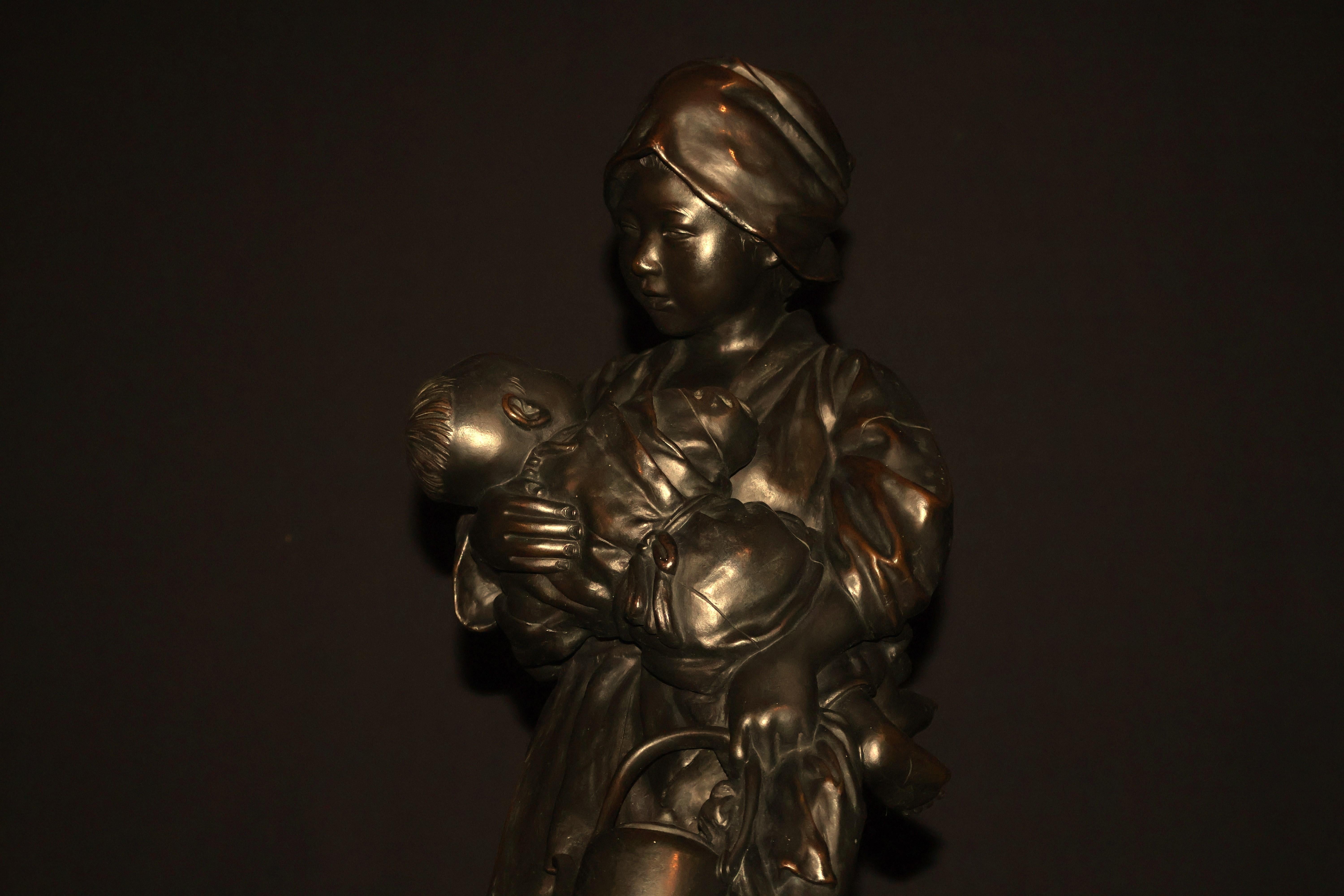 Mother & Child - Bronzo giapponese del periodo Meiji in vendita 4