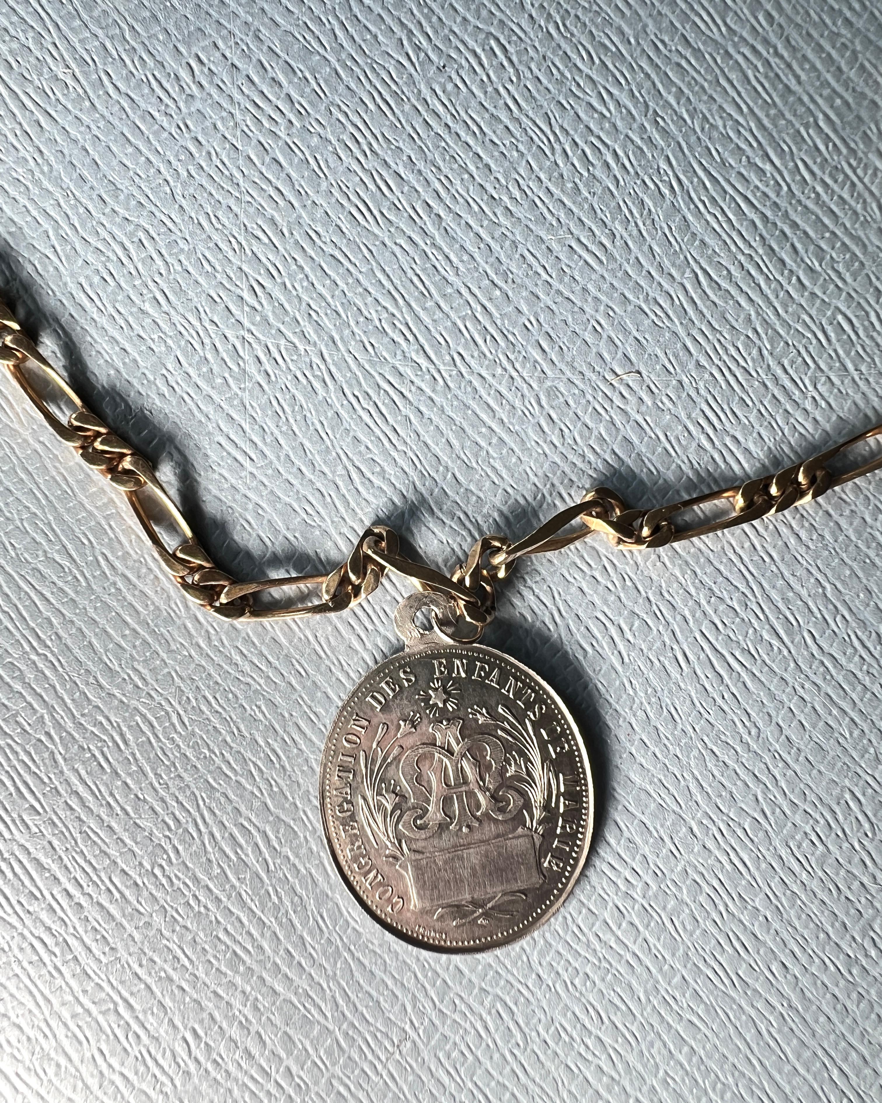 Vintage French Silver Virgin Mary Medal Necklace Gold-Plated Figaro Chain For Sale 6