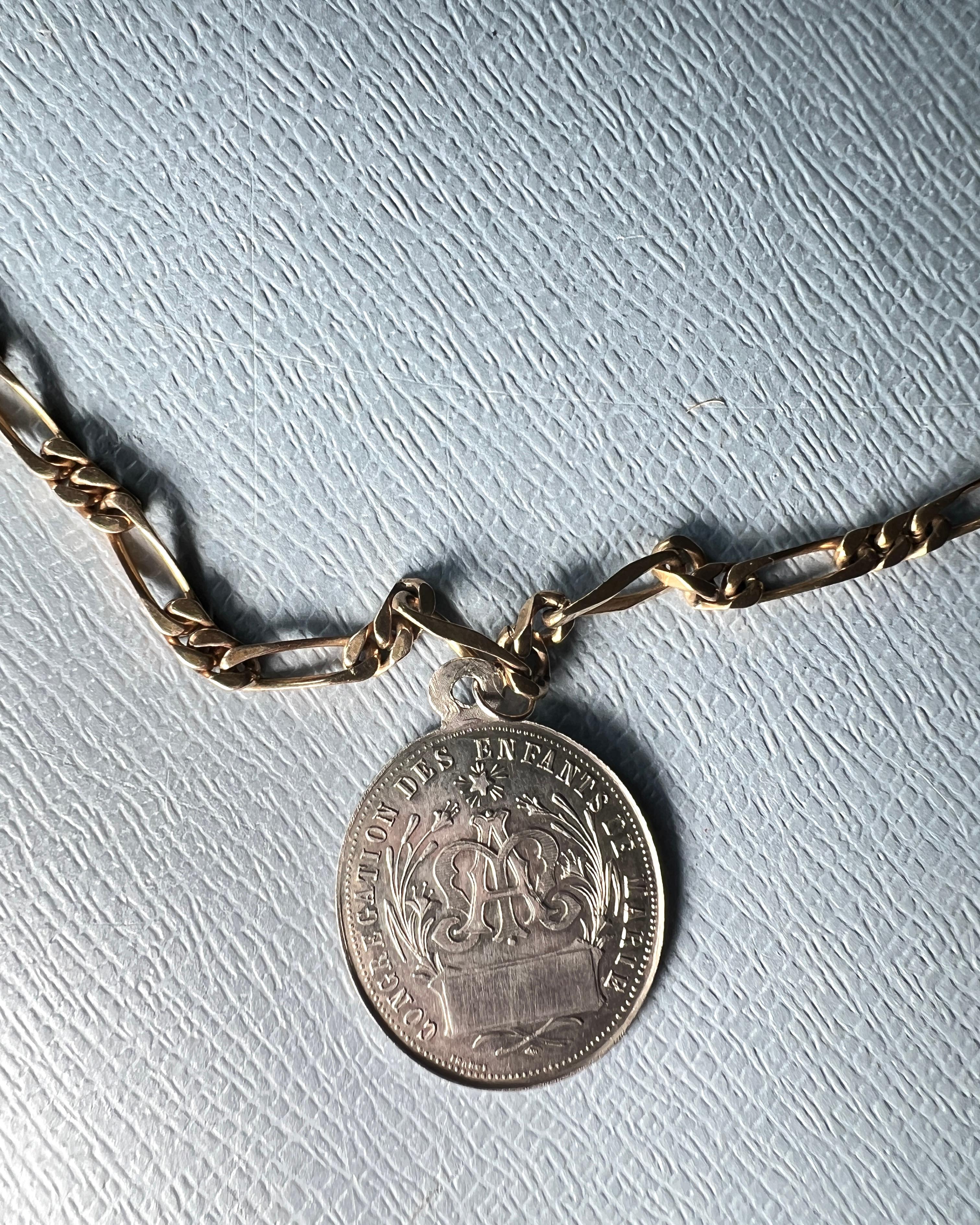 Vintage French Silver Virgin Mary Medal Necklace Gold-Plated Figaro Chain For Sale 7