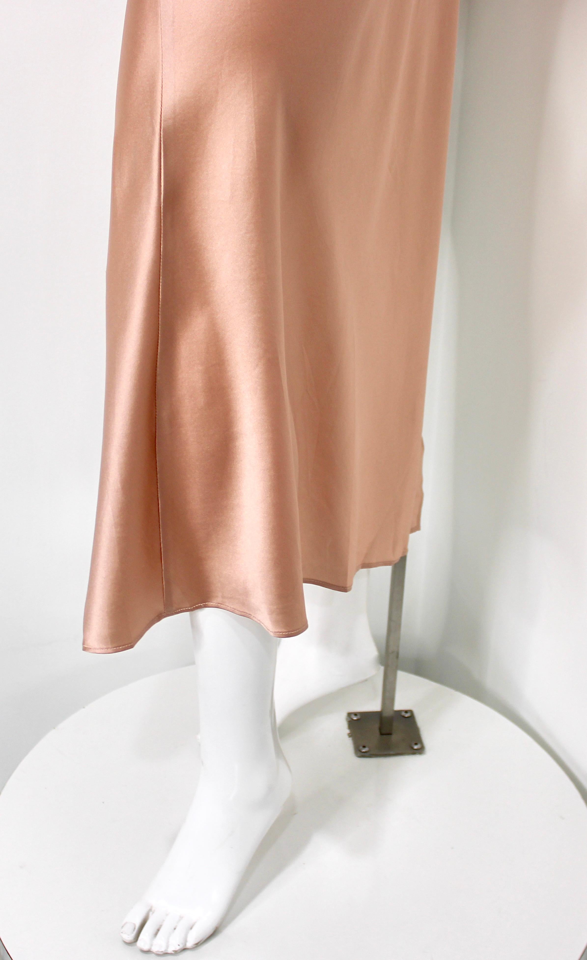 Mother Of All Pale Pink Venus Cowl Neck High-Slit Sleeveless Dress (Robe sans manches à col bénitier) en vente 2