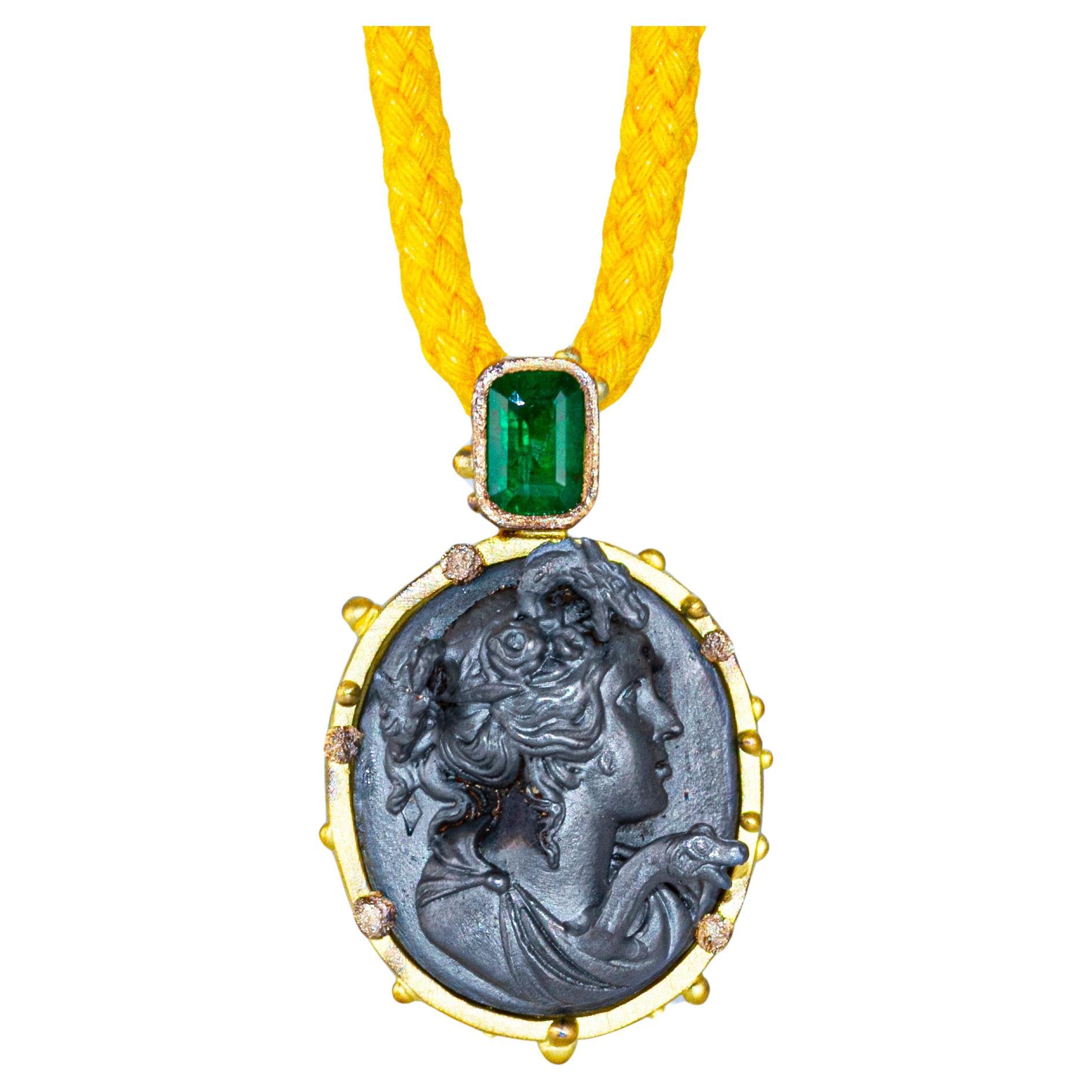 "Mother Of Dragons" Pendant -Binliang.A.P- Emerald 18k Gold and Blackened Silver For Sale