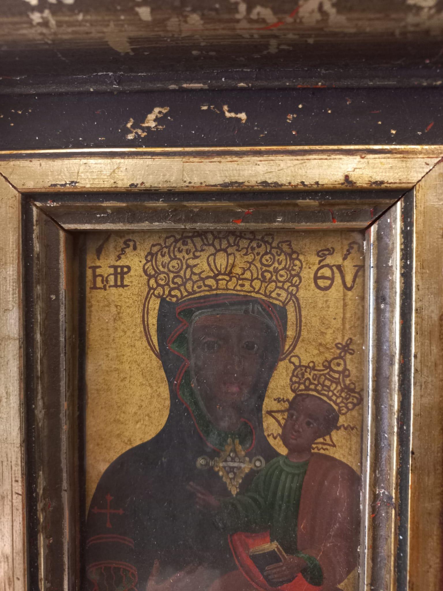 Mother of God Icon Oil Painting Antique, 1758s In Good Condition In Vienna, AT