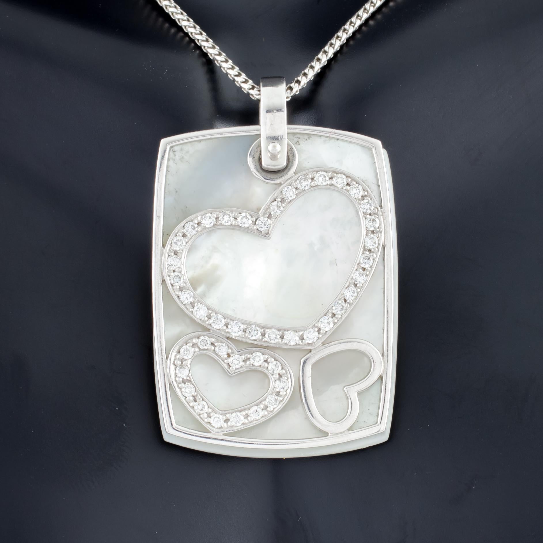 Mother of Pearl and Diamond Heart Pendant Set in 14 Karat White Gold with Chain For Sale 1