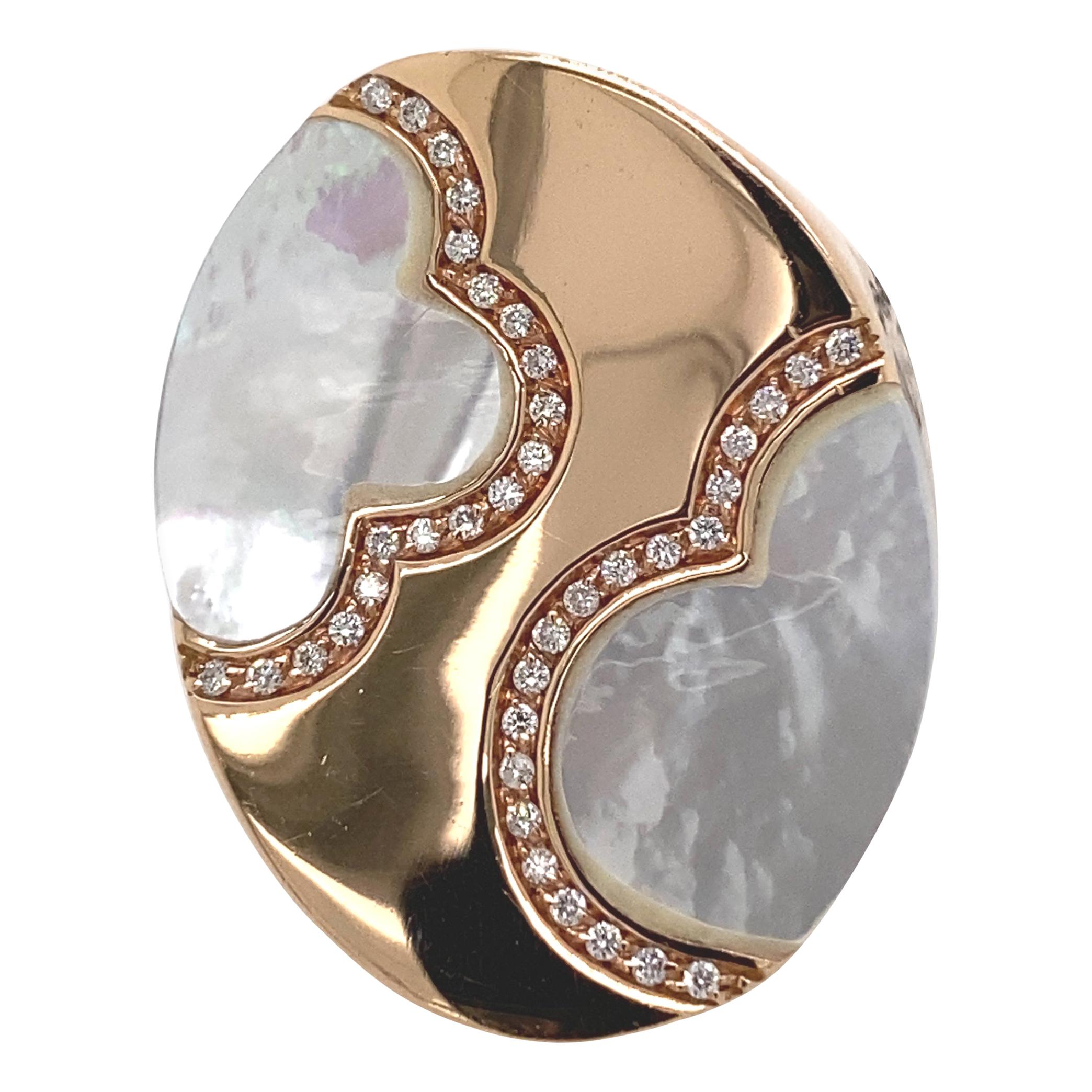 Mother of Pearl and Diamond Ring 18 Karat Rose Gold For Sale