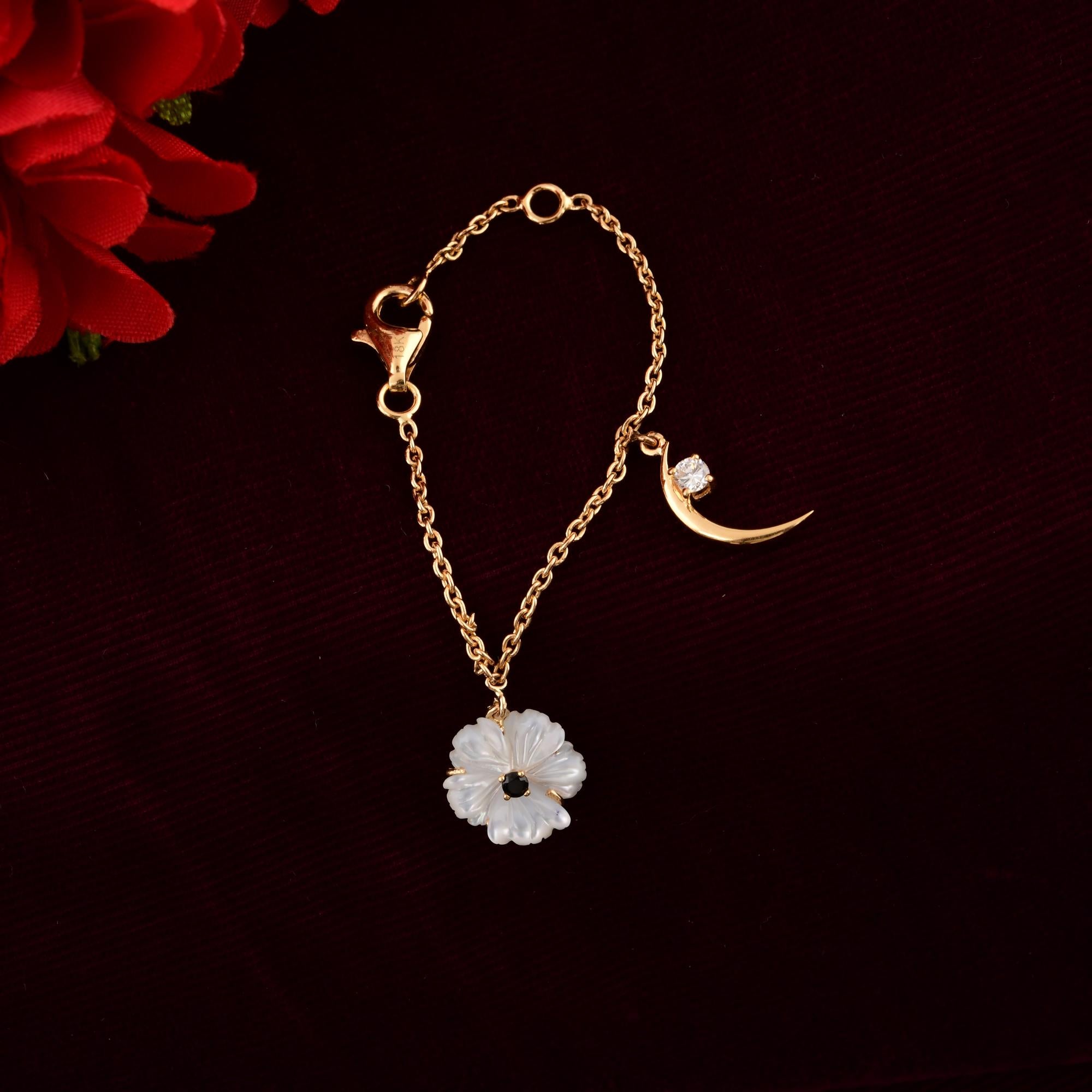 Mother of Pearl Black Spinel Watch Charms Bracelet SI/H Diamond 14k Yellow Gold In New Condition For Sale In Diera, Dubai
