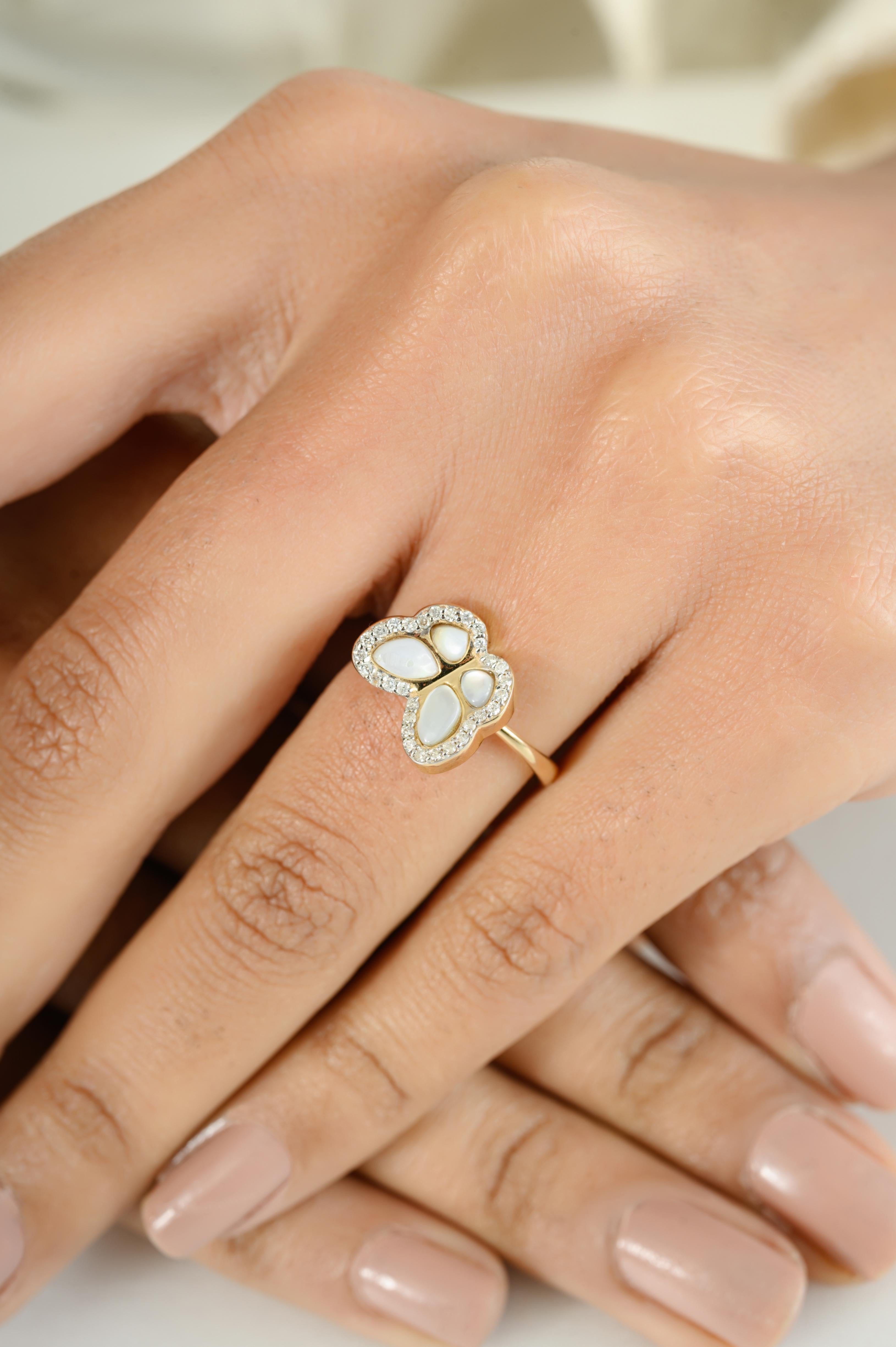 For Sale:  Mother of Pearl Butterfly Ring with Diamonds Girlfriend Gift in 14k Yellow Gold 5