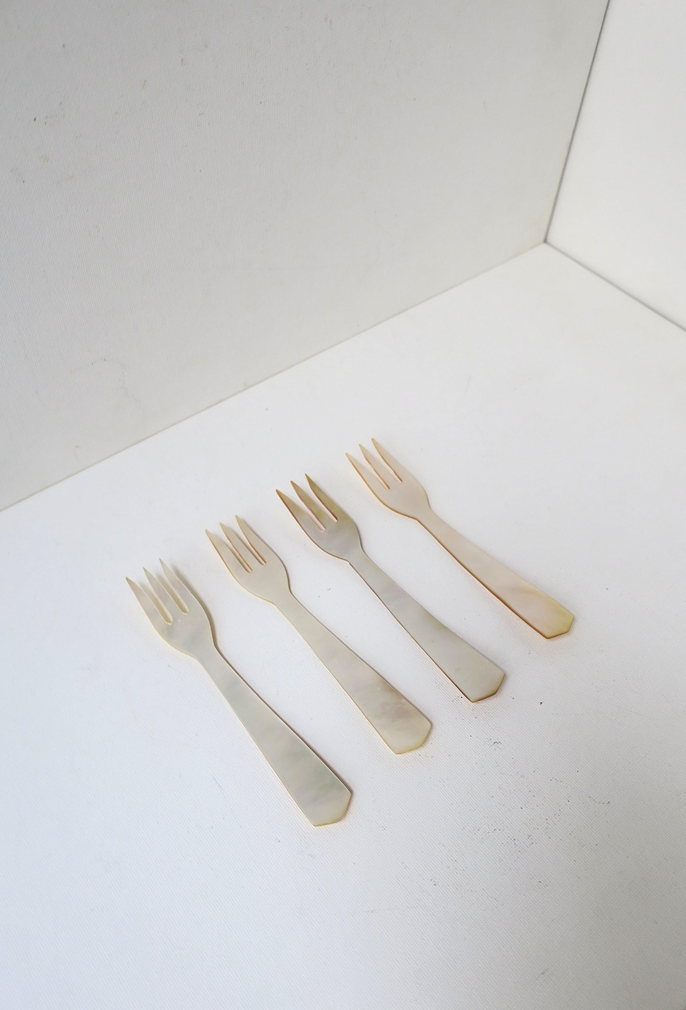 20th Century Mother of Pearl Caviar Appetizer Forks For Sale