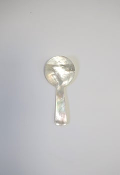Mother of Pearl Caviar Serving Spoon