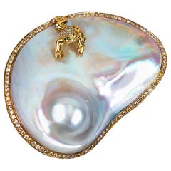 Mother of Pearl Cocktail Ring