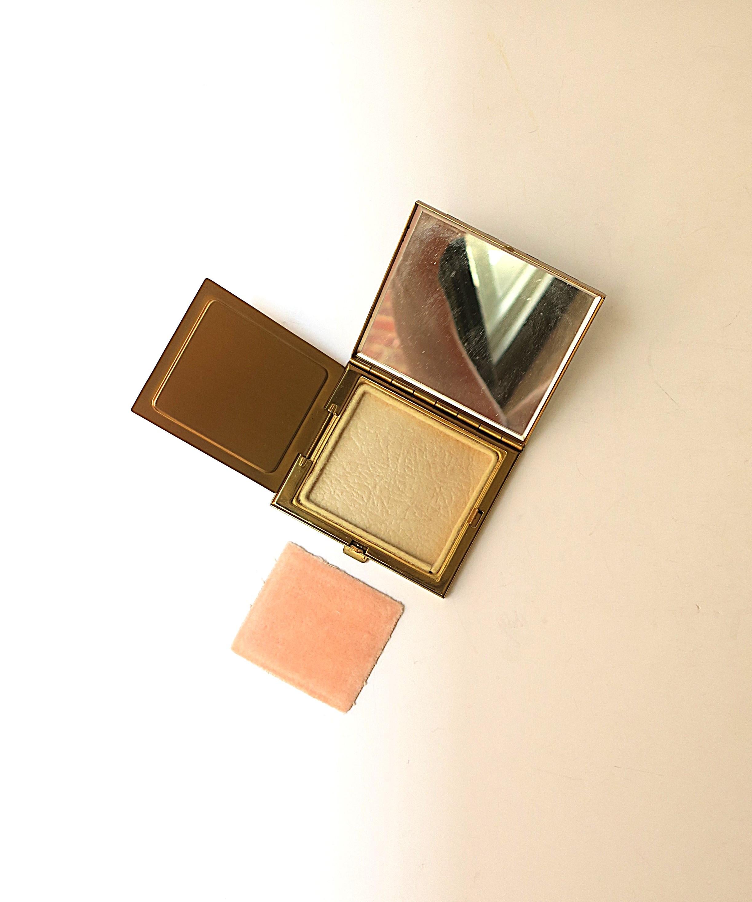 Miroir compact en nacre en vente 7
