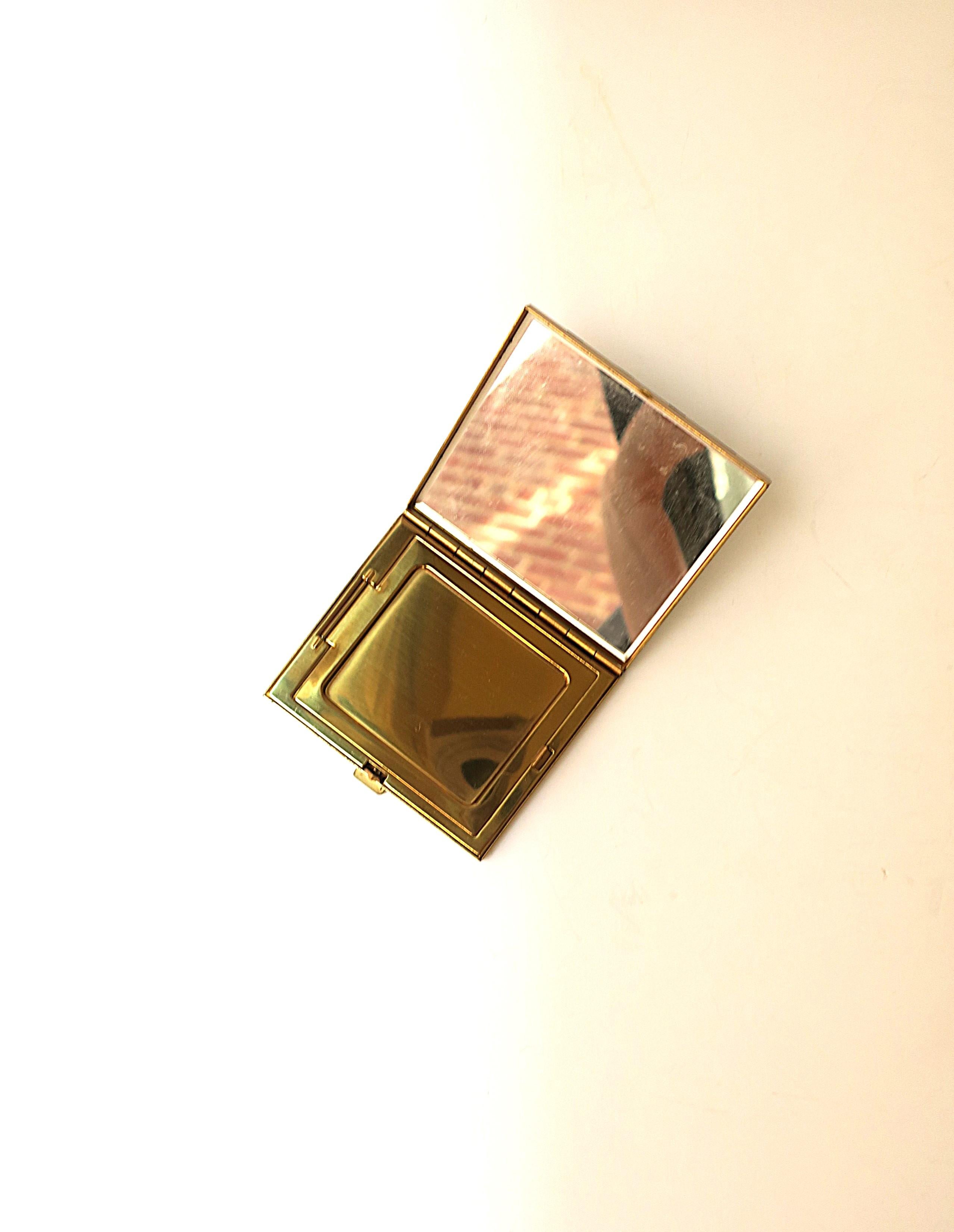 Miroir compact en nacre en vente 3