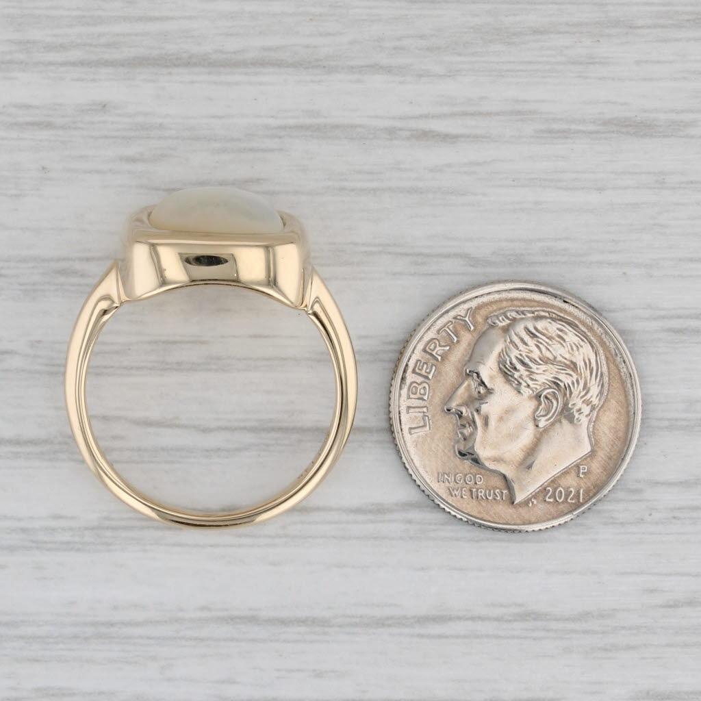 Anillo solitario con cabujón de nácar en oro amarillo de 14k Tamaño 7,25 4