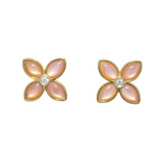 Pendientes Flor Madreperla y Diamante 18 Quilates En Stock